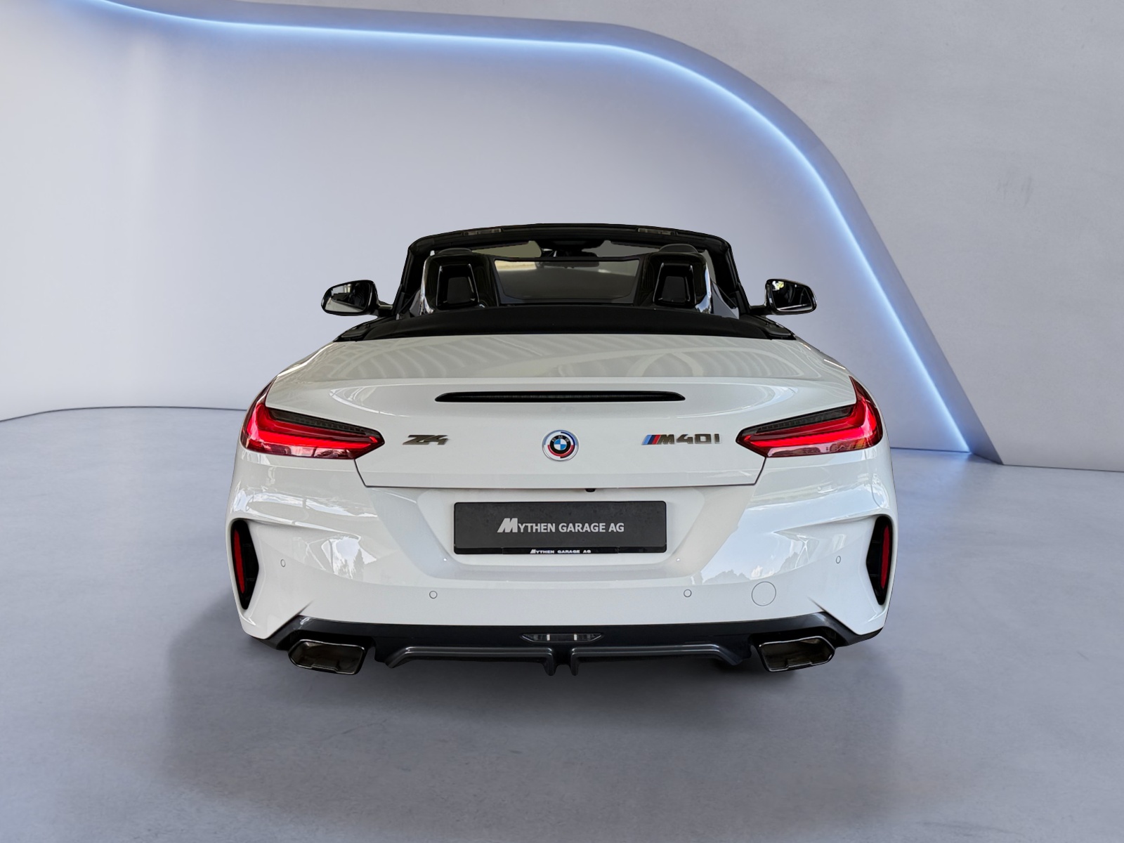BMW Z4 M40i-showroom-element-3