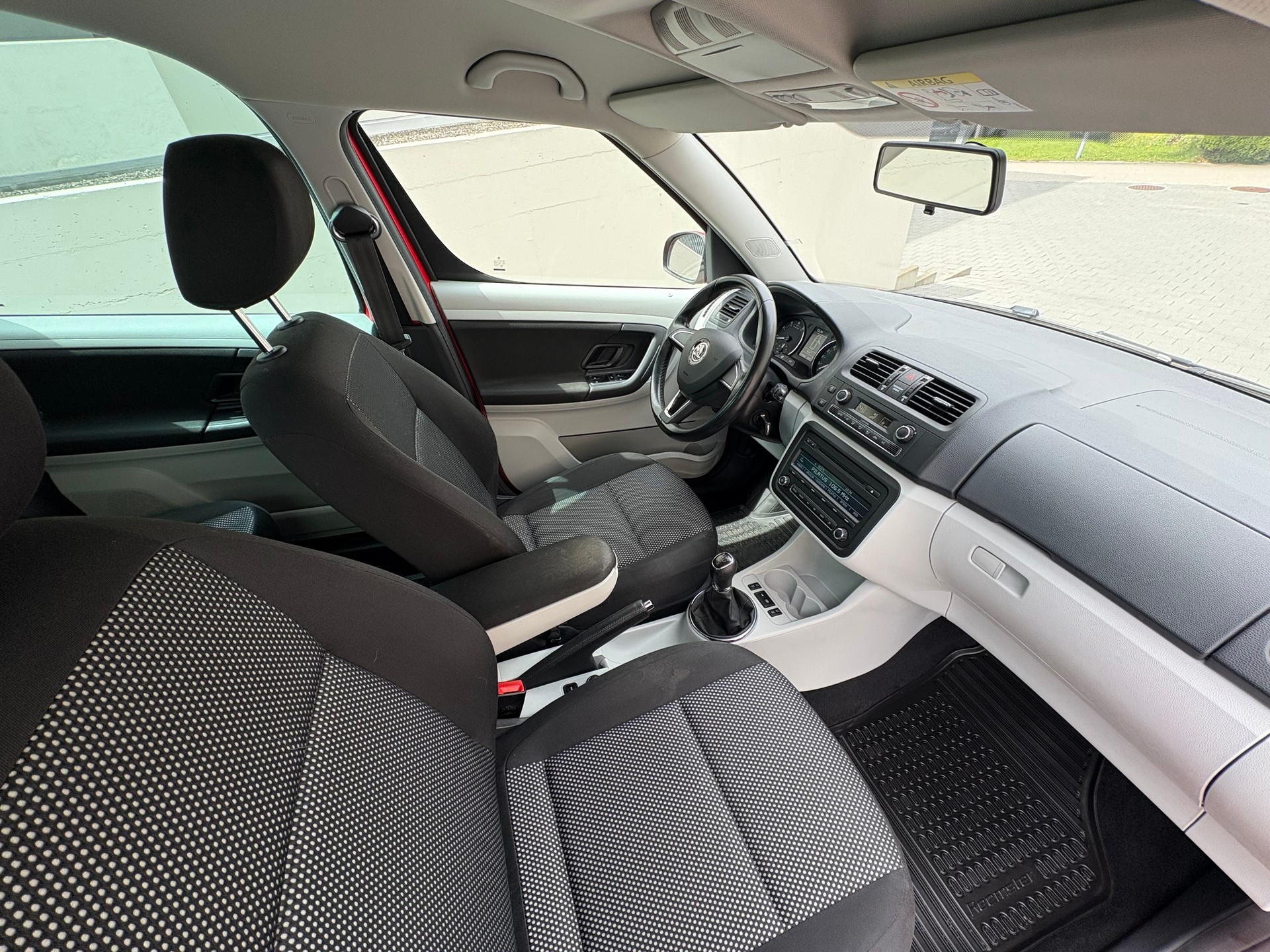 SKODA Roomster 1.2 TSI Scout-image-6