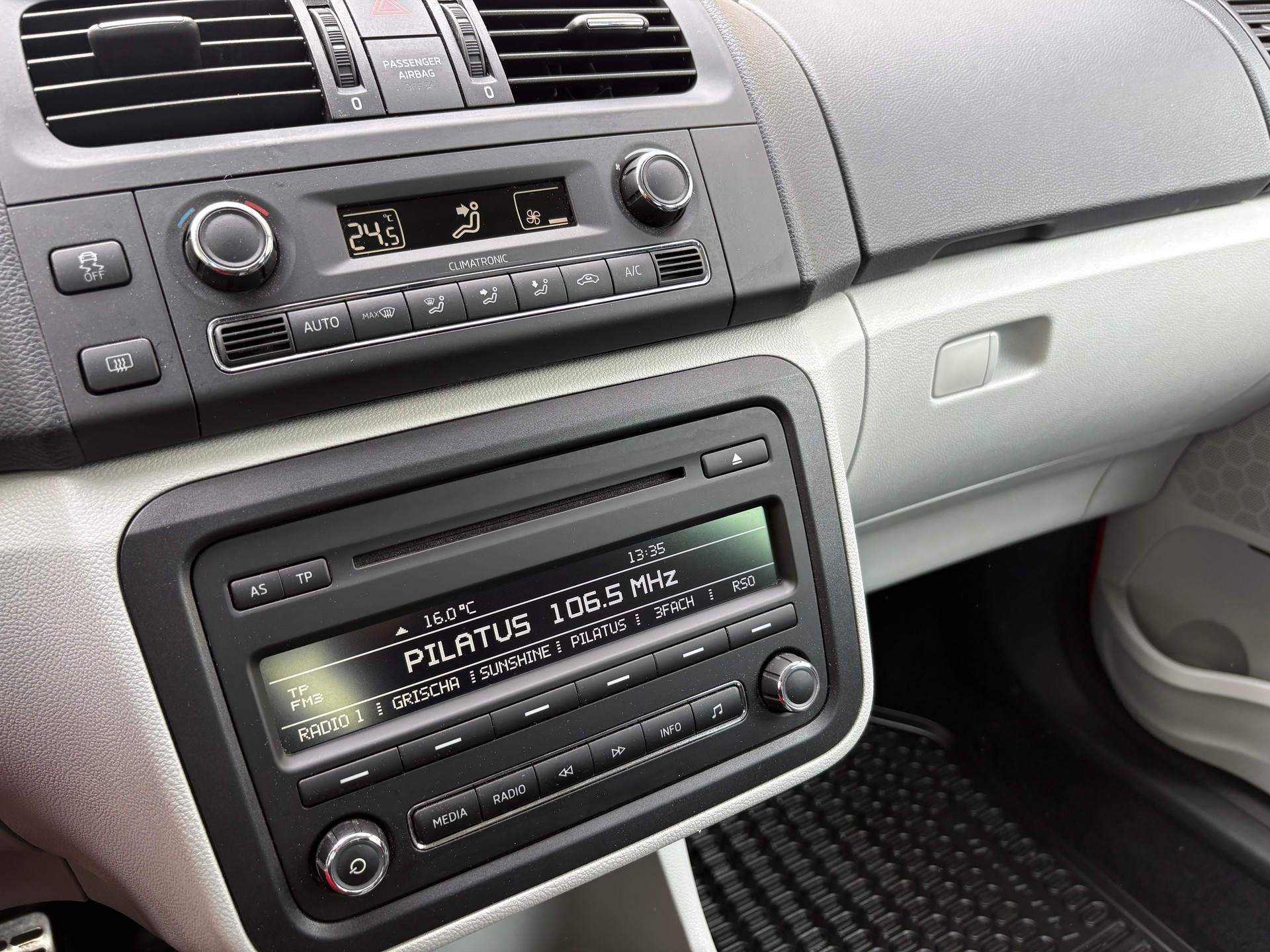 SKODA Roomster 1.2 TSI Scout-image-10