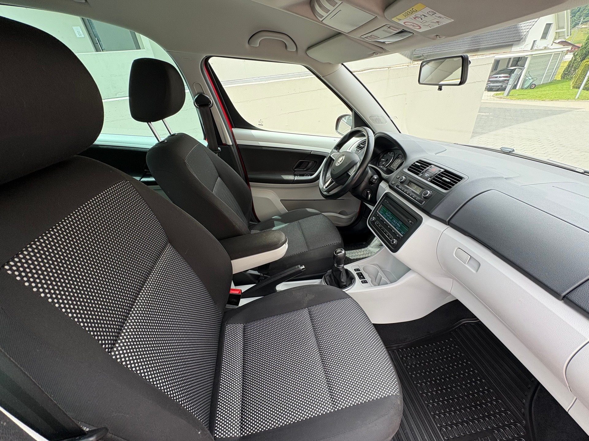 SKODA Roomster 1.2 TSI Scout-image-7
