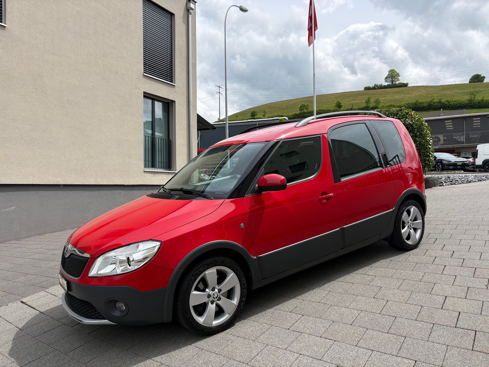 SKODA Roomster 1.2 TSI Scout-image-1
