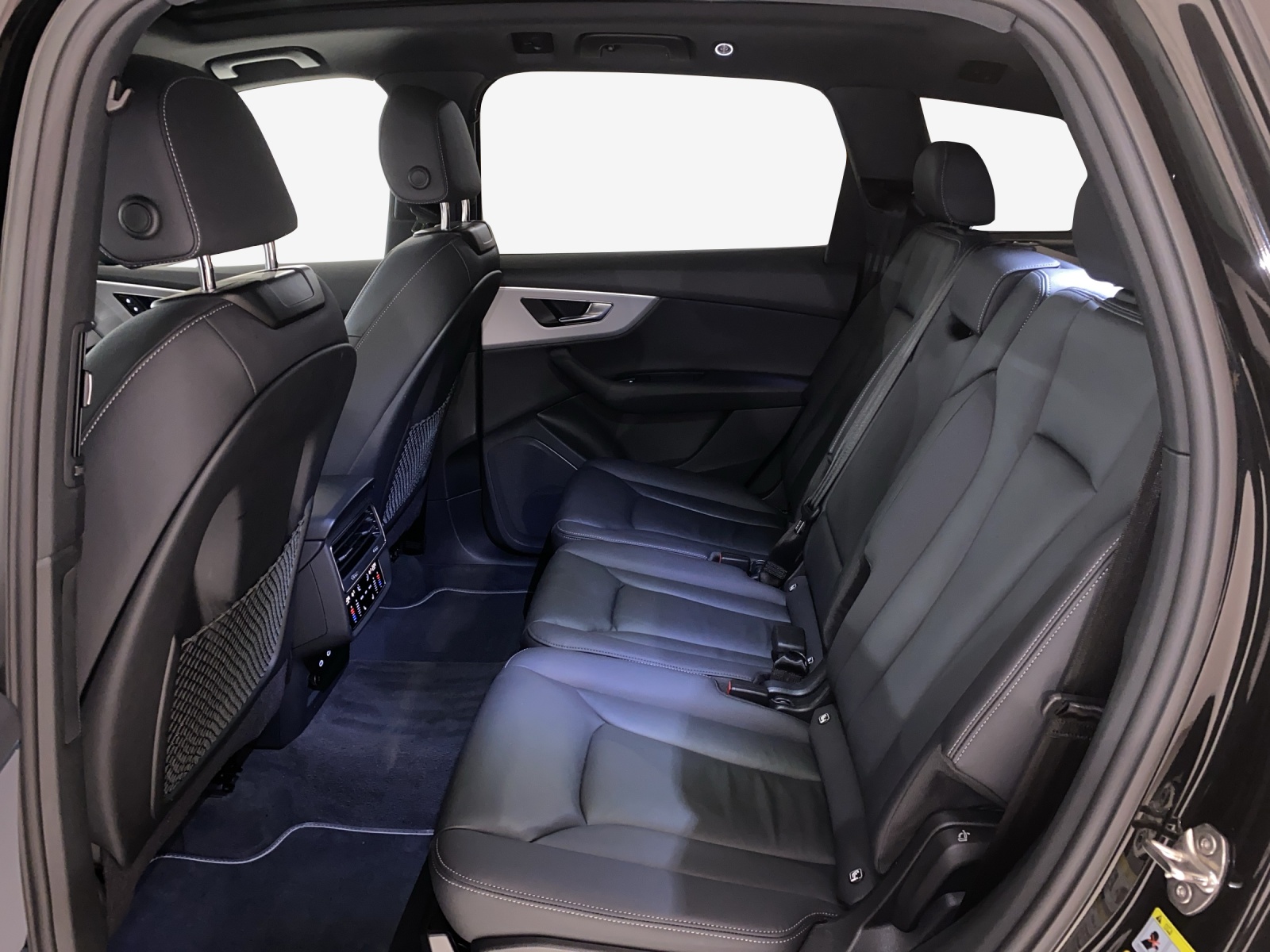 AUDI Q7 55 TFSI S line quattro tiptronic-image-11