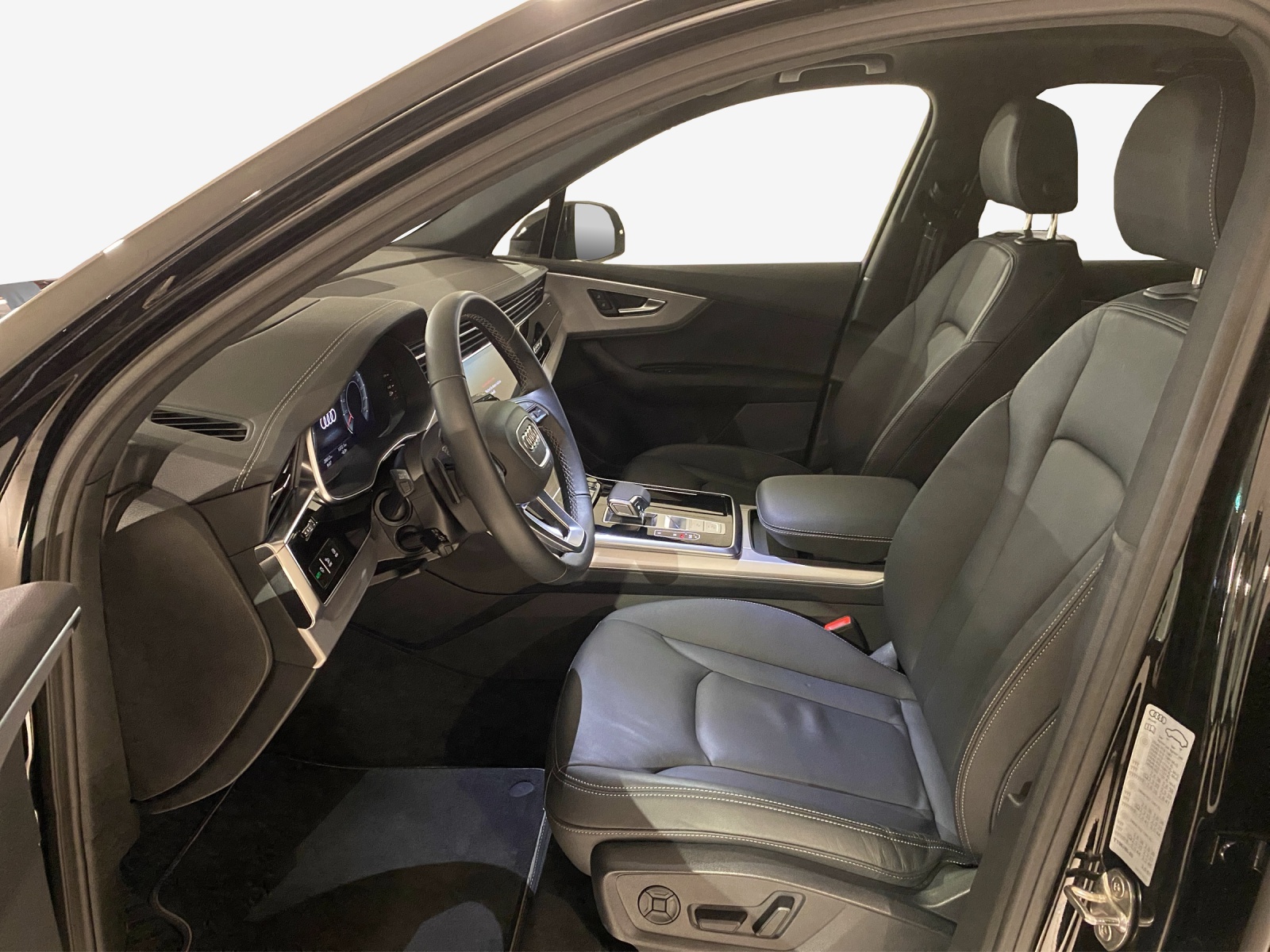 AUDI Q7 55 TFSI S line quattro tiptronic-image-7