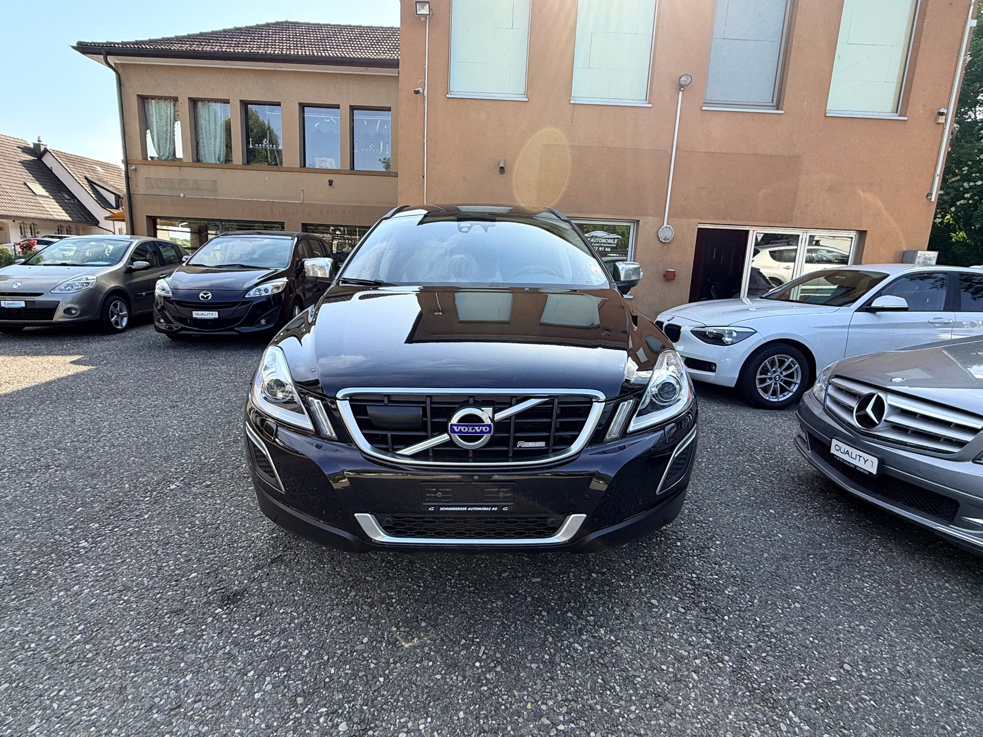 VOLVO XC60 T6 AWD R-Design Geartronic-showroom-element-3