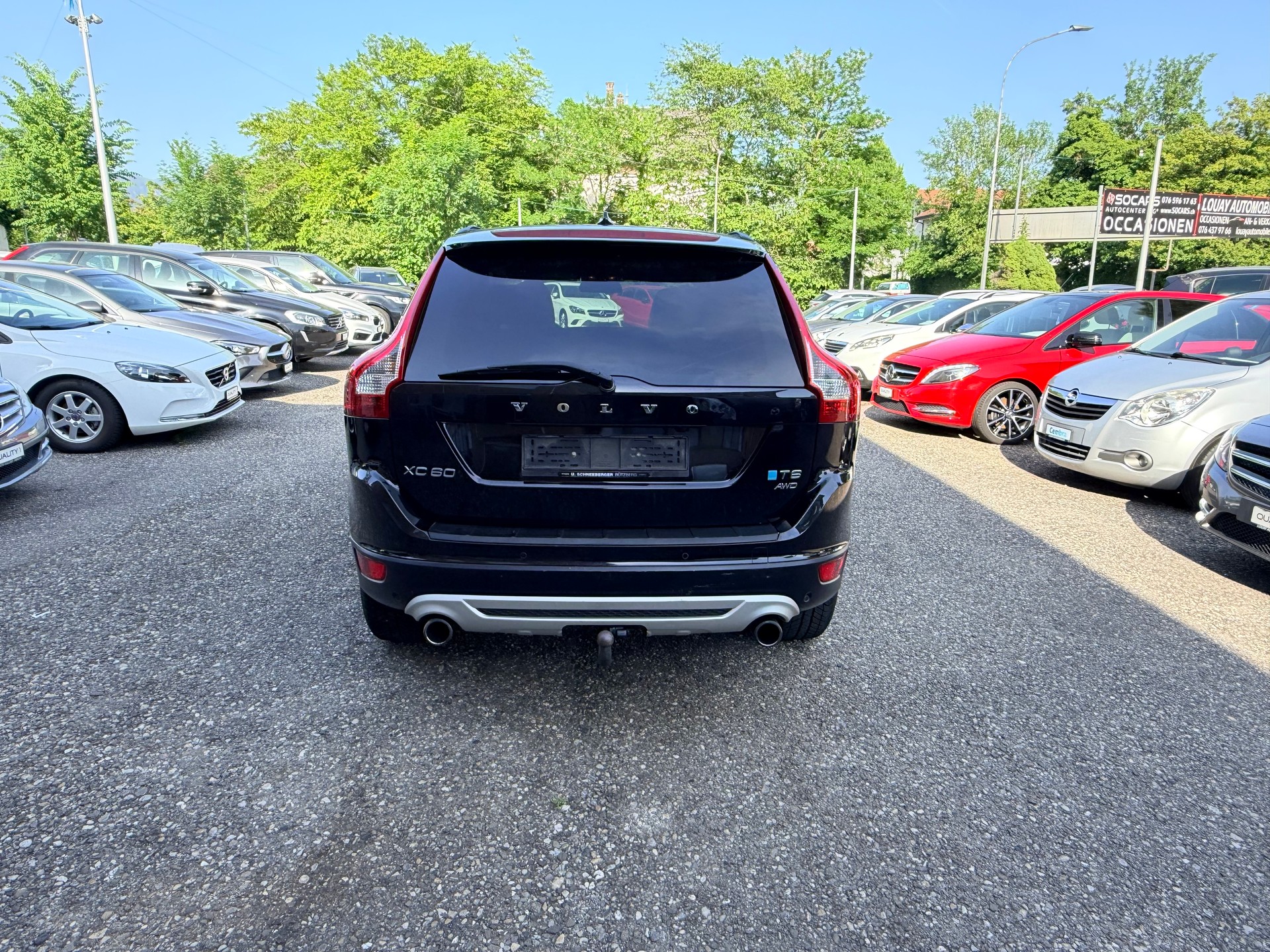 VOLVO XC60 T6 AWD R-Design Geartronic-image-15