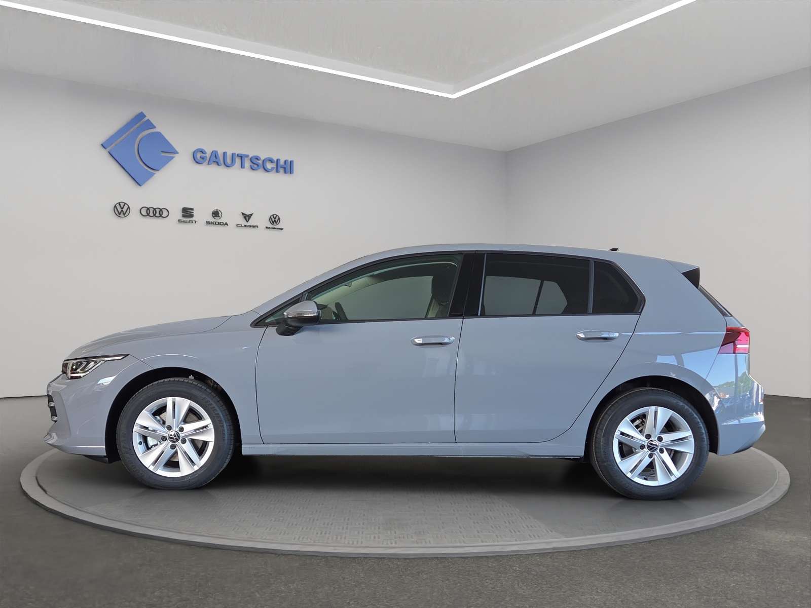 VW Golf 1.5 TSI Basis-image-1