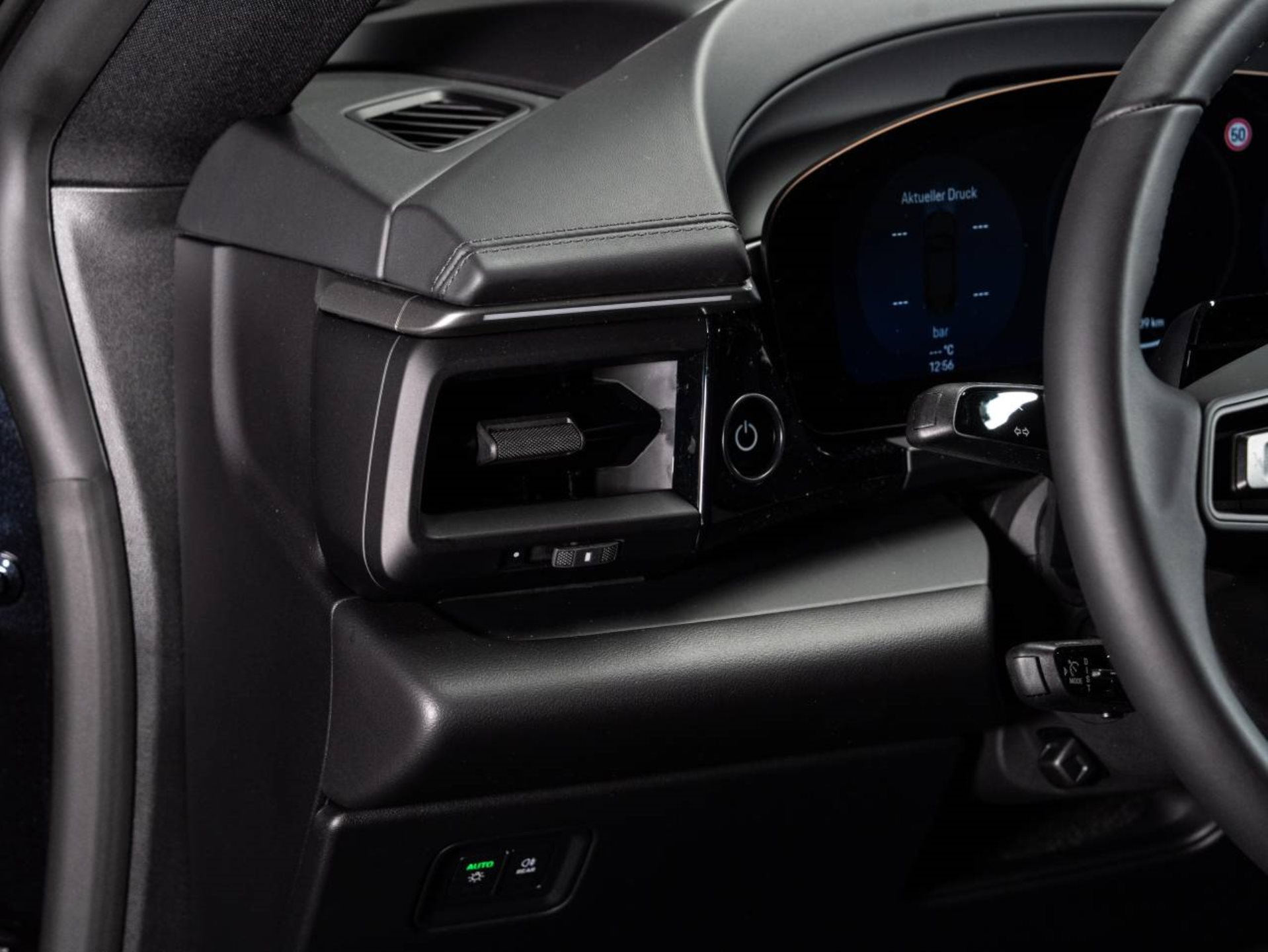 PORSCHE Macan 4S-image-11