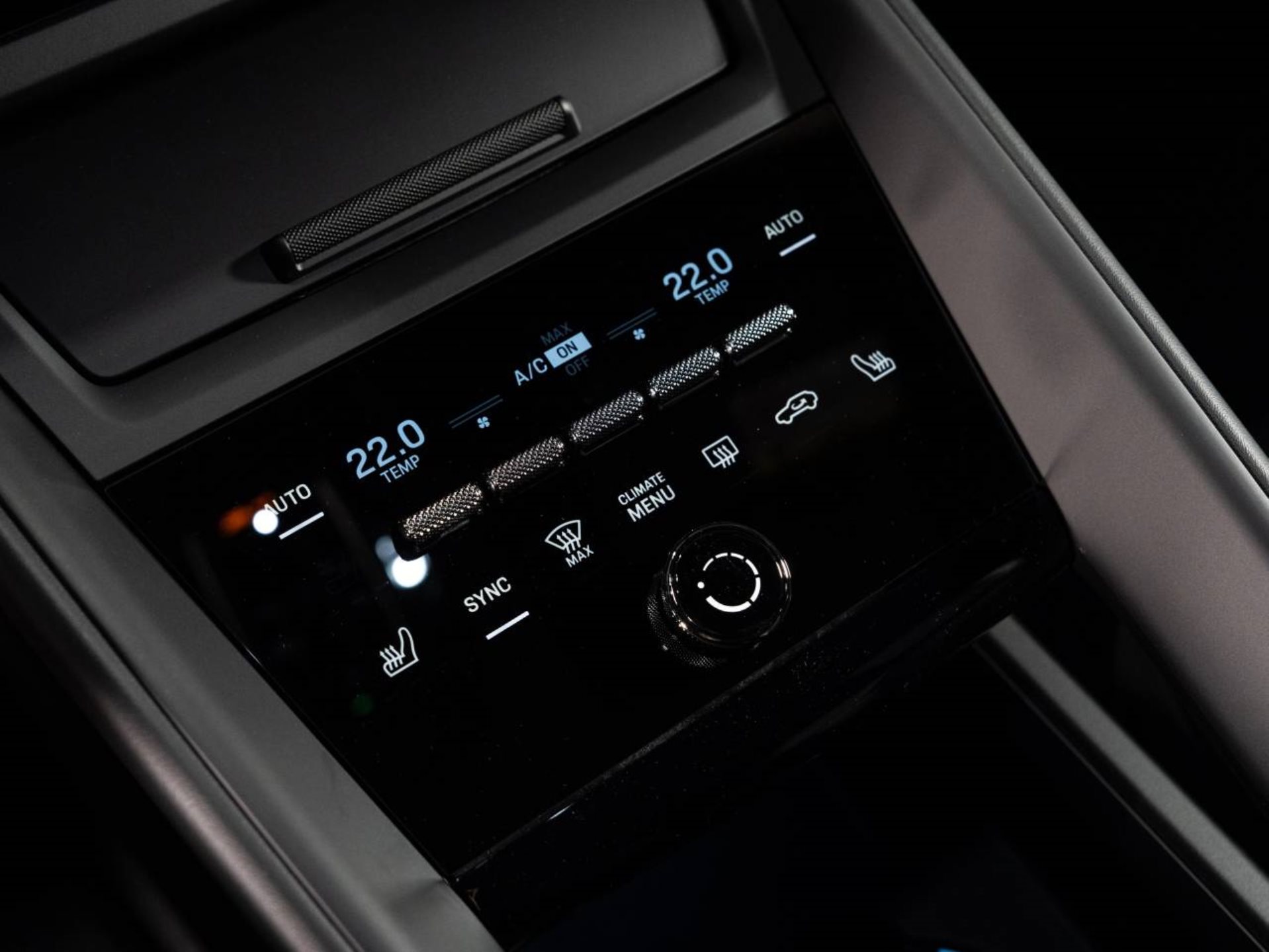 PORSCHE Macan 4S-image-13