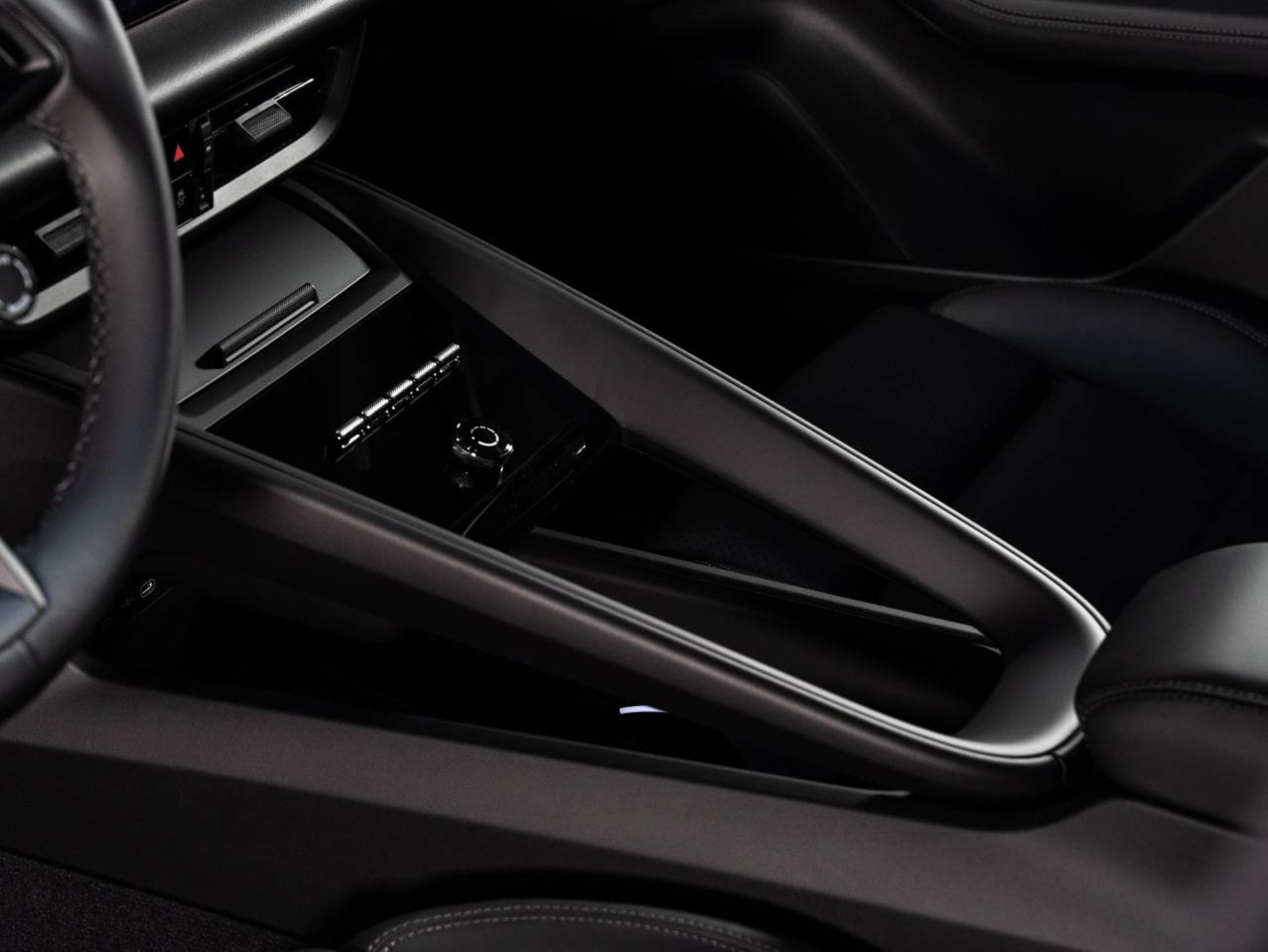 PORSCHE Macan 4S-image-12