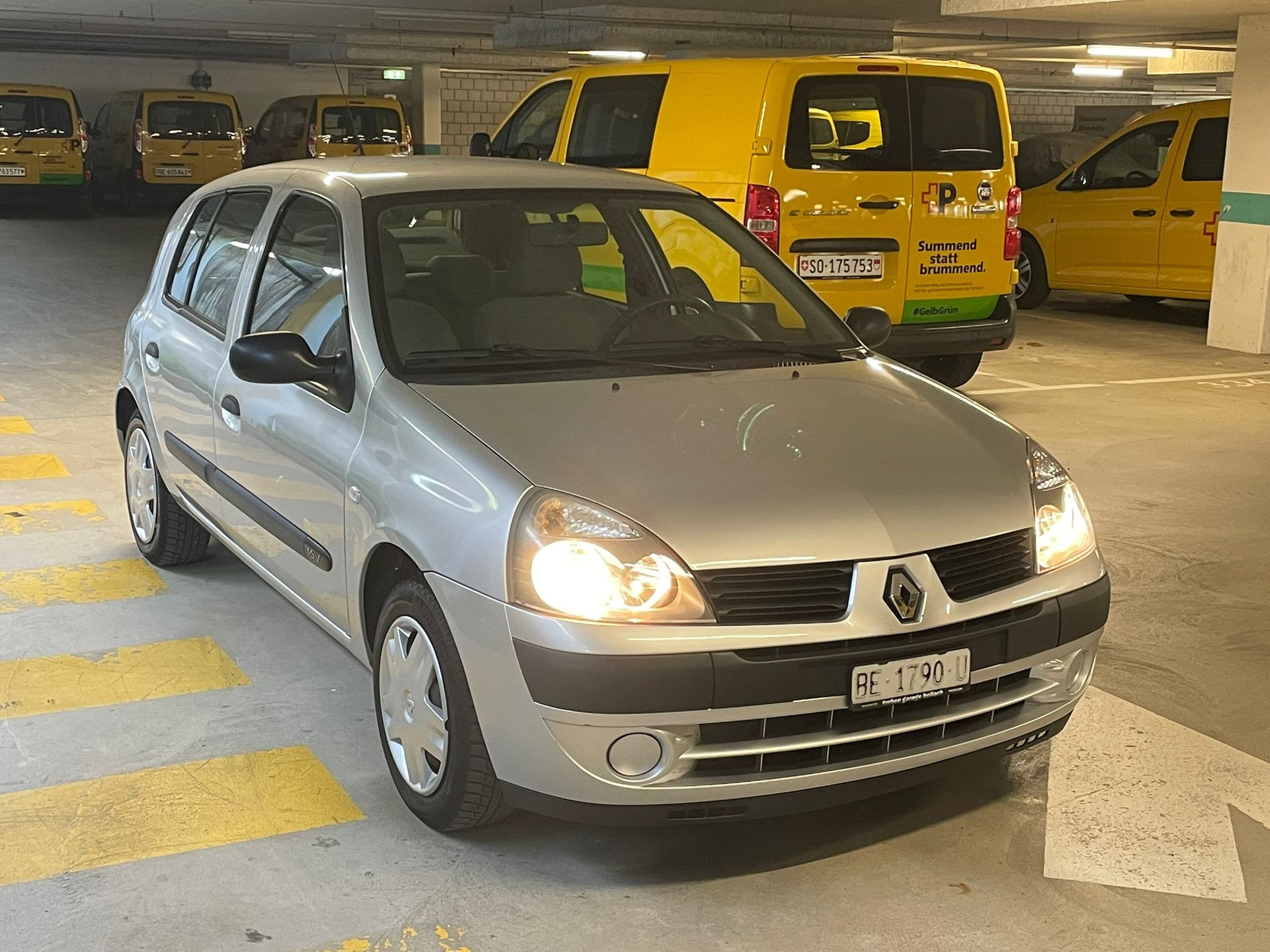 RENAULT Clio 1.2 16V Authentique Pack-image-7