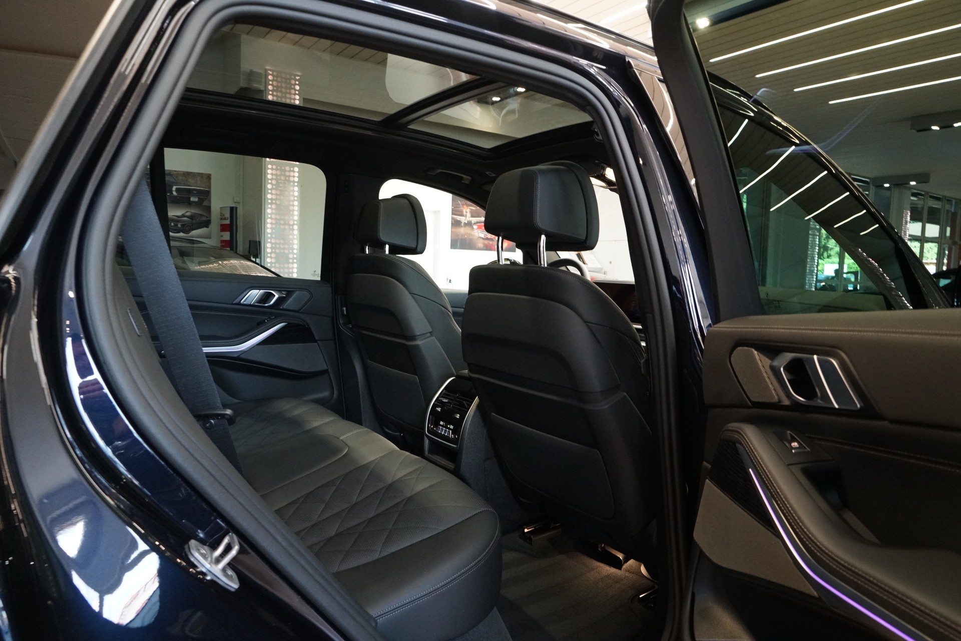 BMW X5 xDrive 48V 30d M Sport Steptronic-image-17