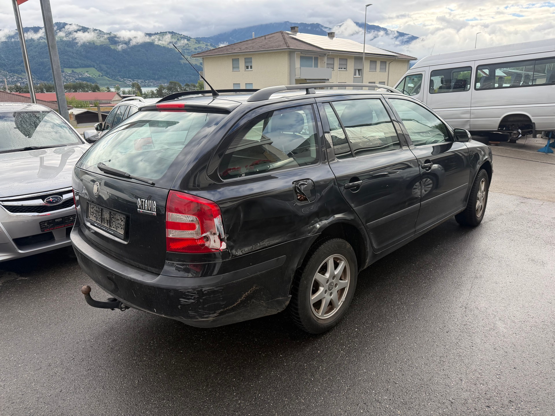 SKODA Octavia 2.0 TDI Adventure 4x4-image-2