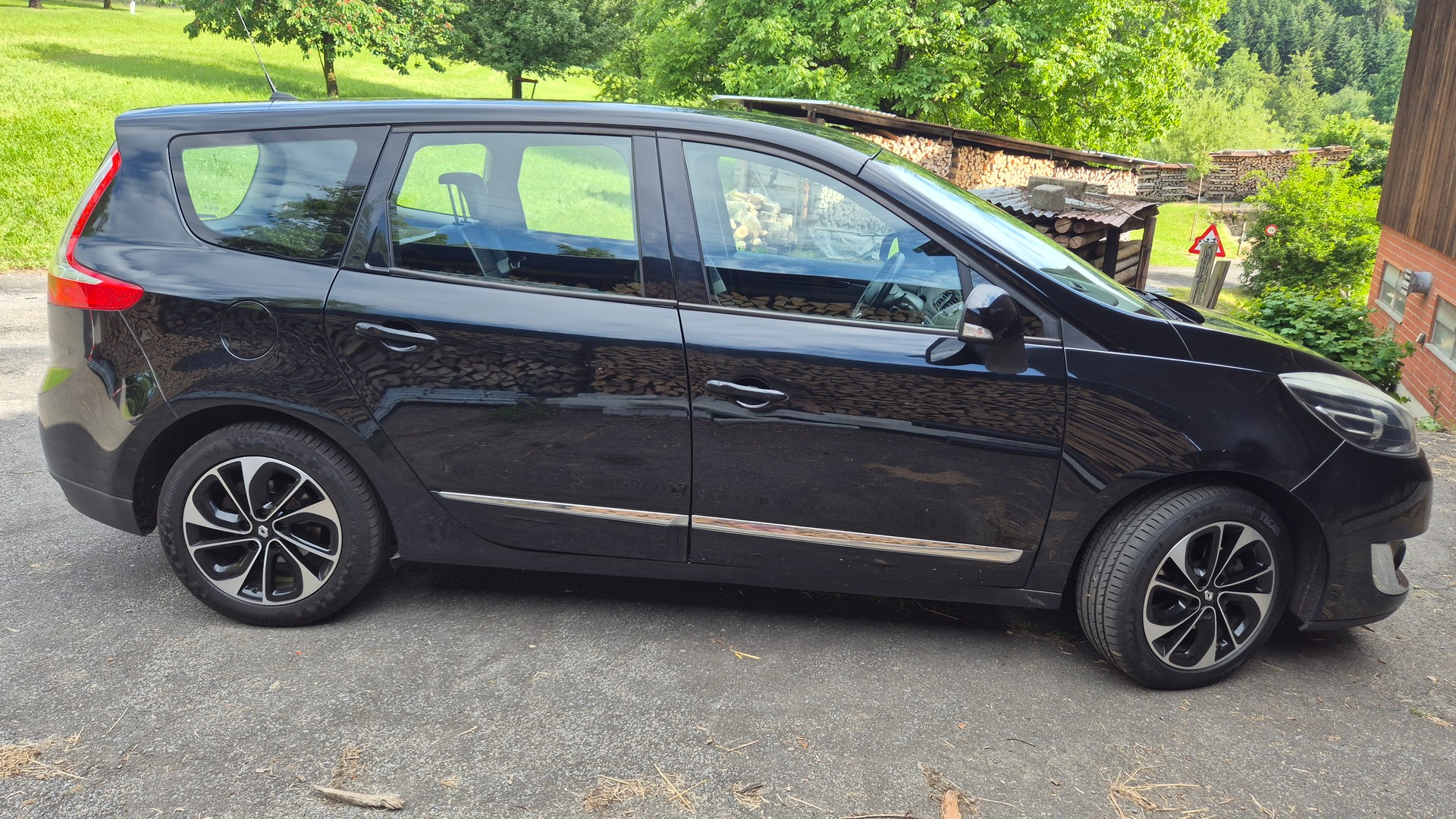 RENAULT Grand Scénic 1.5 dCi Expression EDC-image-4