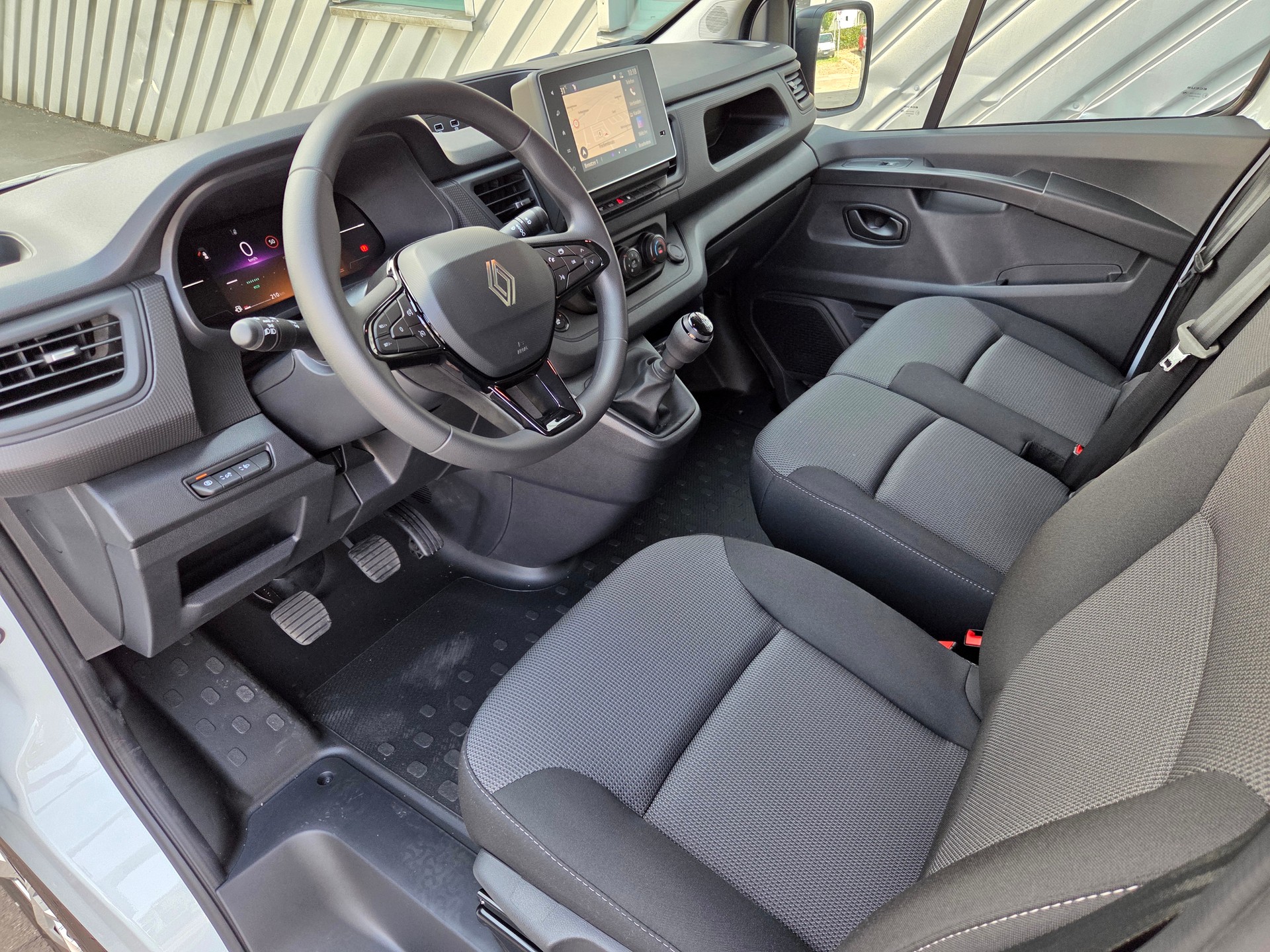 RENAULT Trafic Kaw. 3.0 t L1 H1 2.0 dCi Blue 130 Advance-showroom-element-3