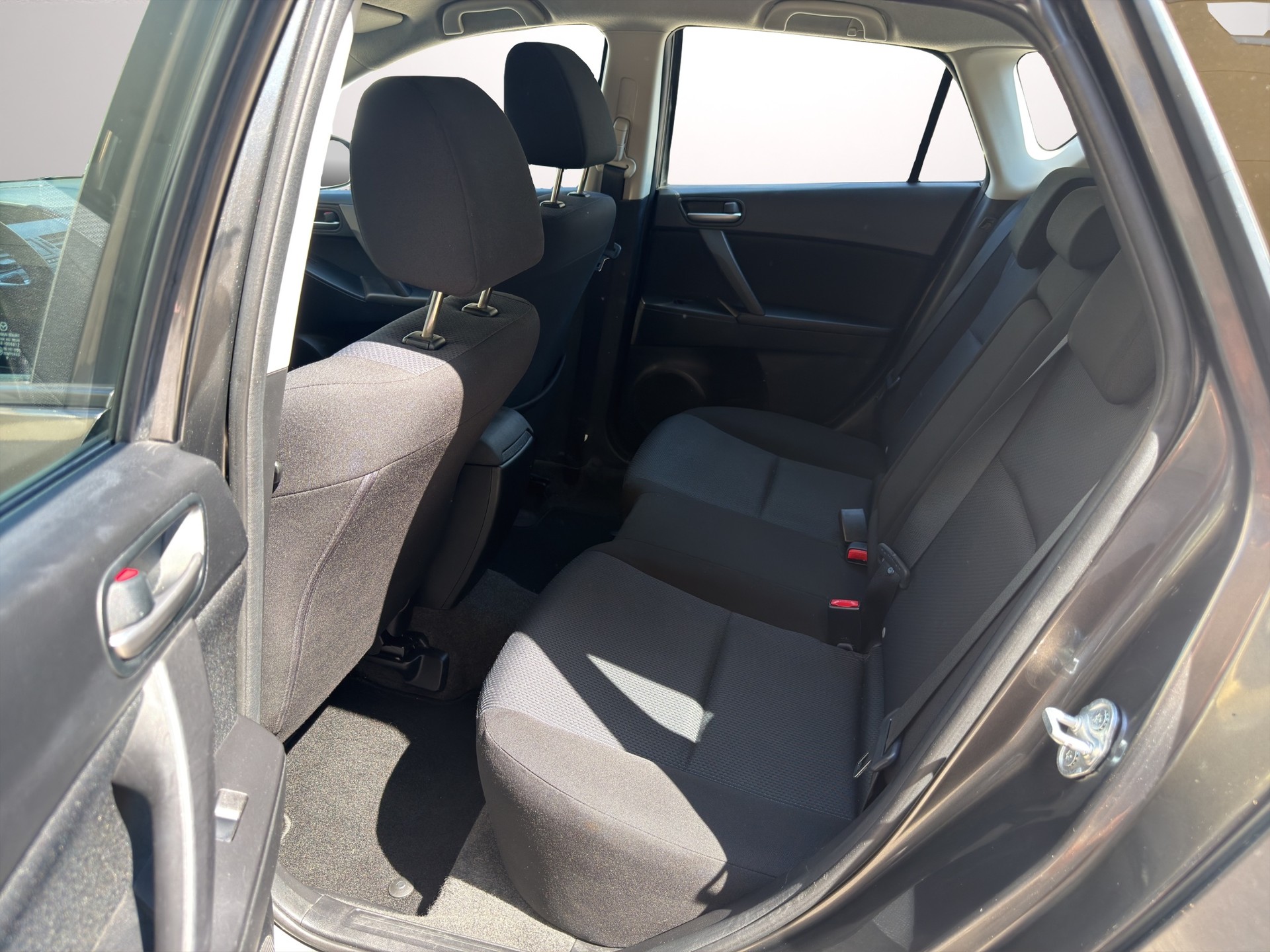 MAZDA 3 1.6 16V Confort-image-11