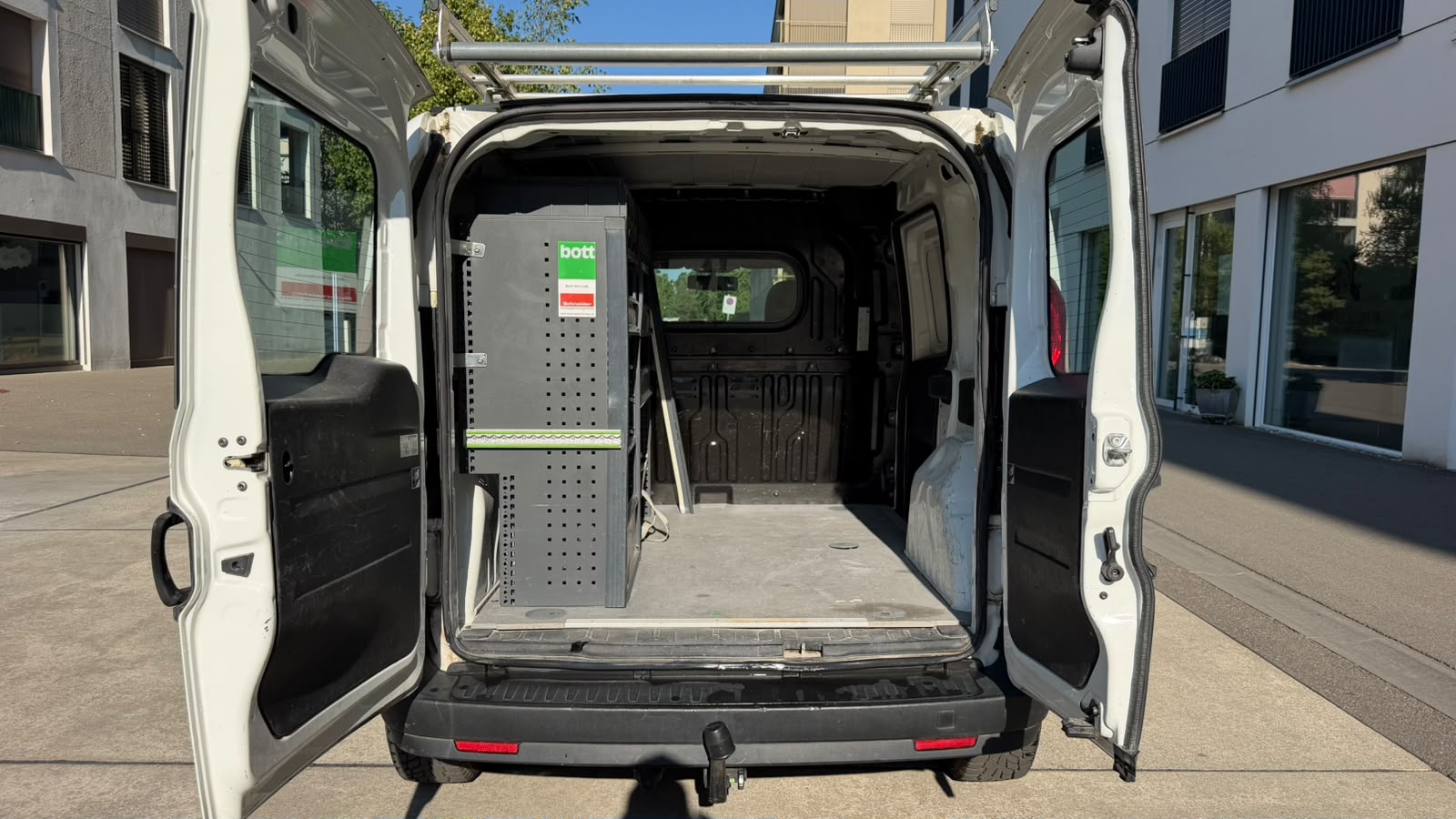 OPEL Combo 1.4i 2.2 L1H1-image-15