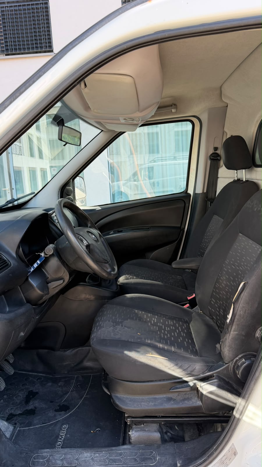 OPEL Combo 1.4i 2.2 L1H1-image-8