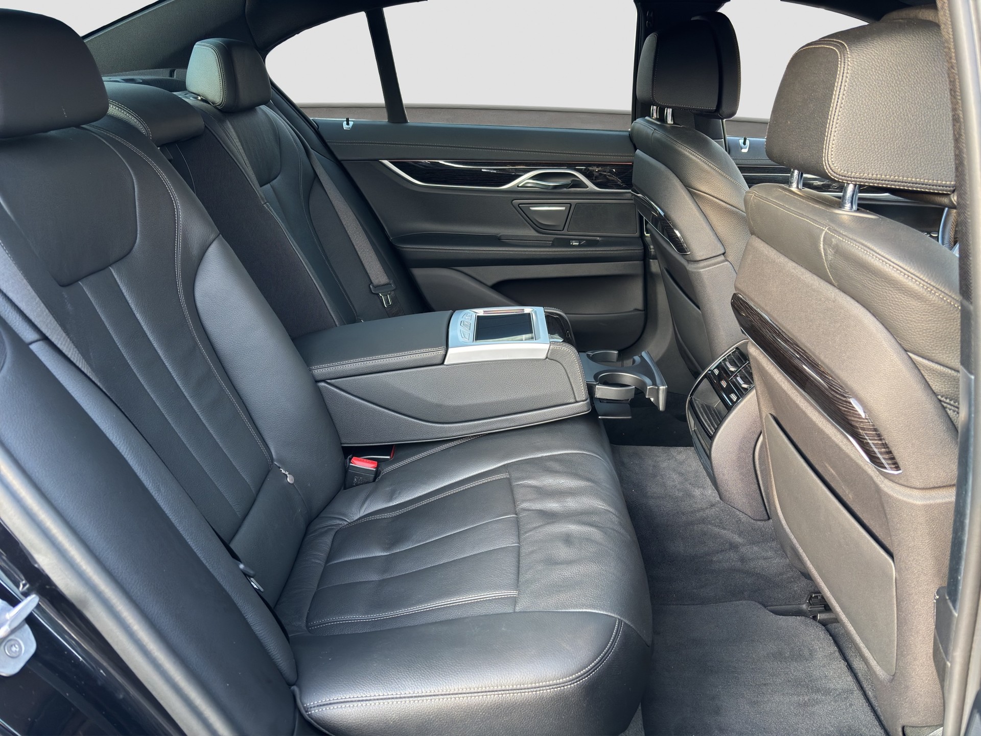 BMW 730d xDrive Steptronic-image-16