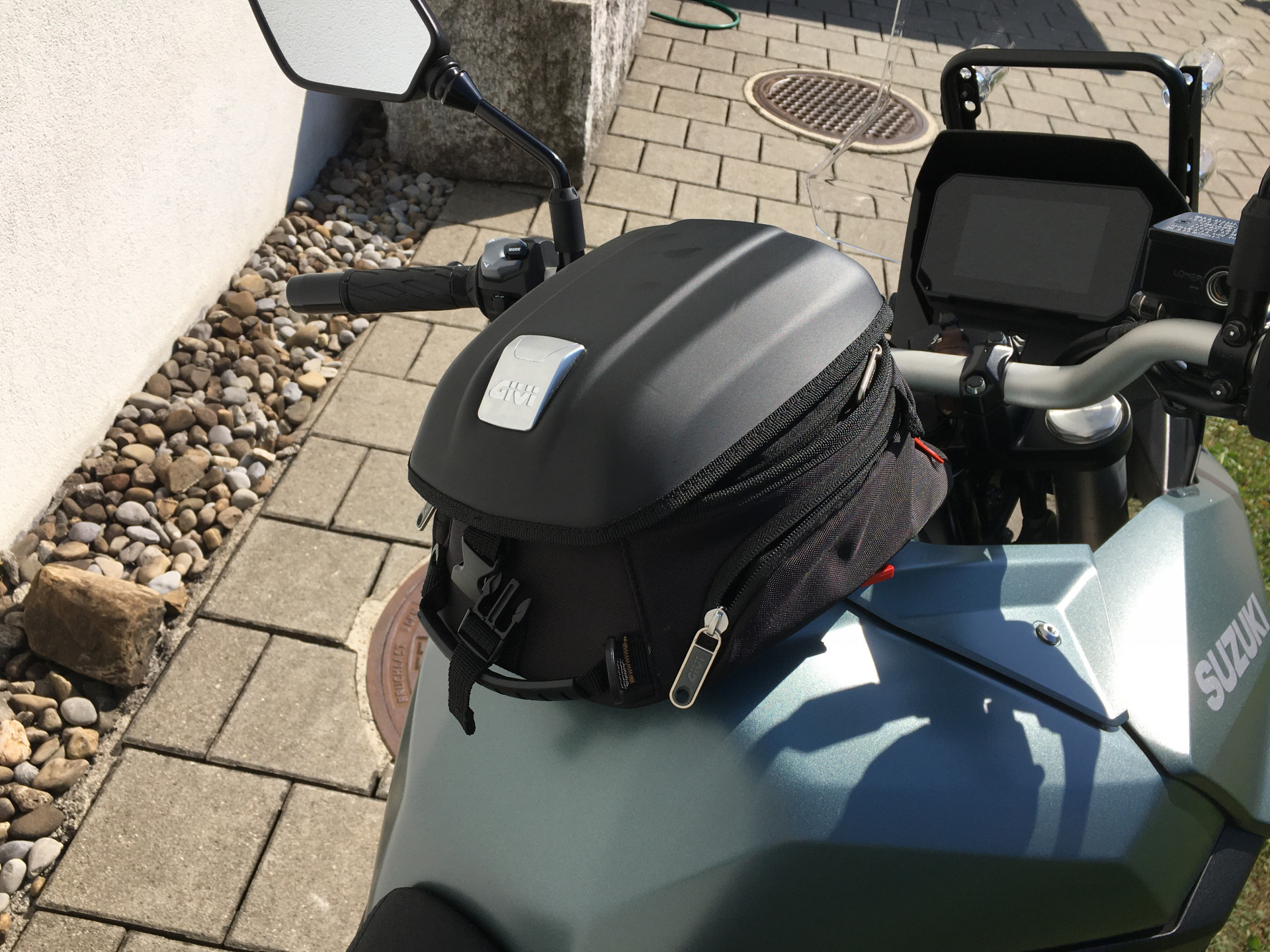 SUZUKI DL 800 V-Strom-image-3