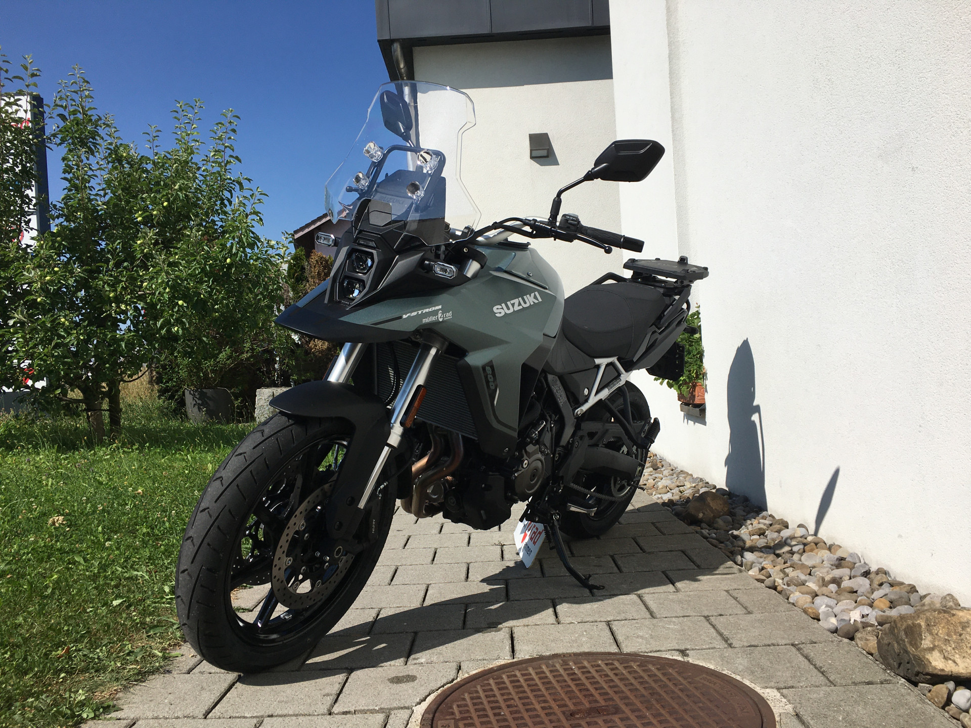 SUZUKI DL 800 V-Strom-image-4
