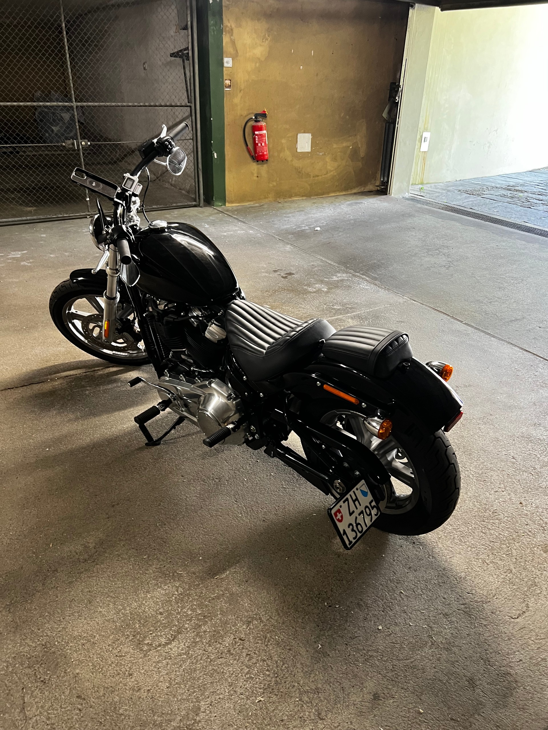 HARLEY-DAVIDSON Fxst Softail Standart-image-1