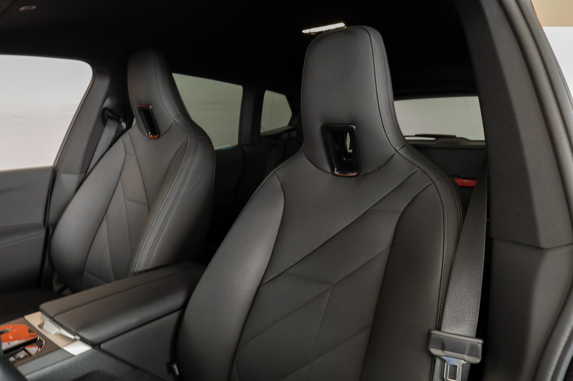 BMW iX xDrive50-image-10
