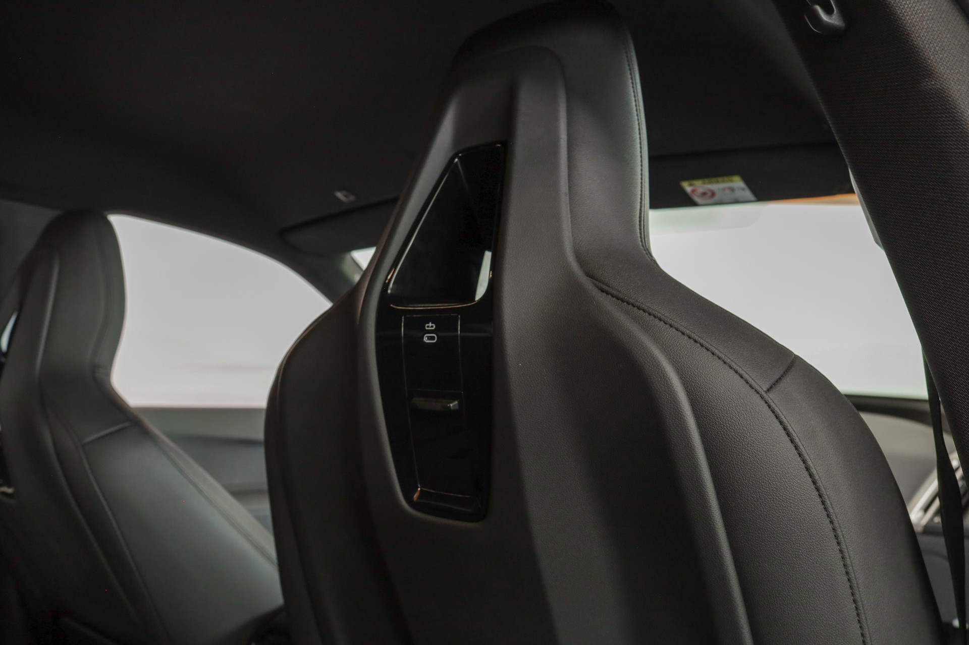 BMW iX xDrive50-image-13