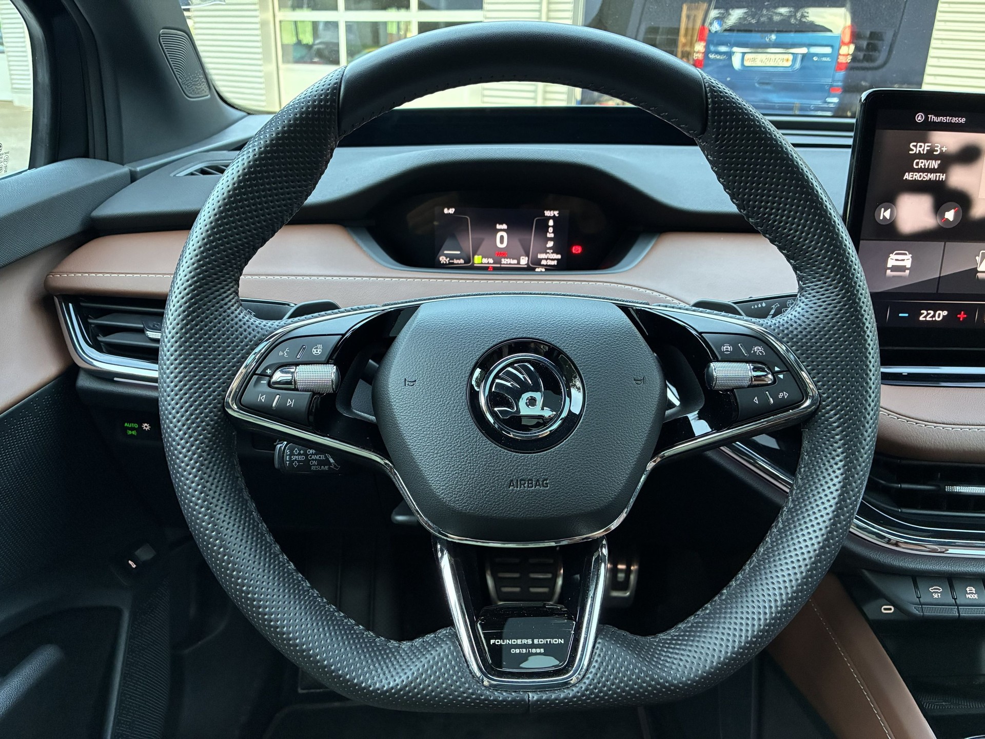 SKODA ENYAQ iV 80x Founders Edition-image-12
