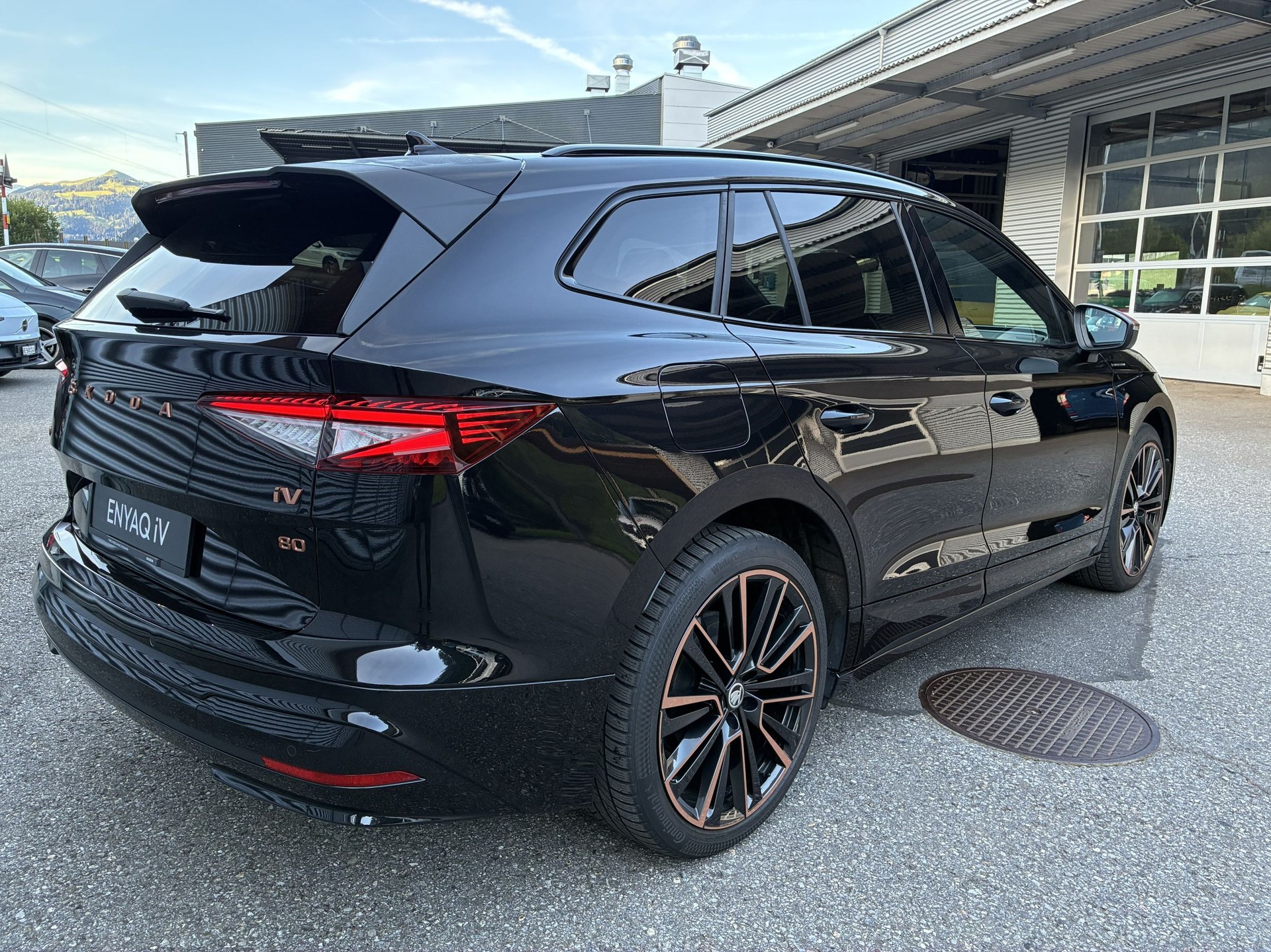 SKODA ENYAQ iV 80x Founders Edition-image-5