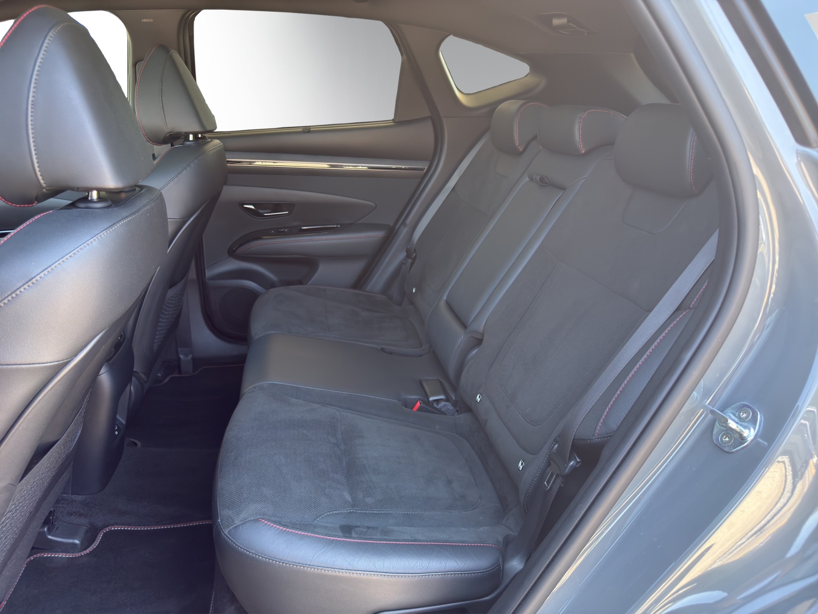 HYUNDAI Tucson 1,6PHEV N LUX 4WD-image-11