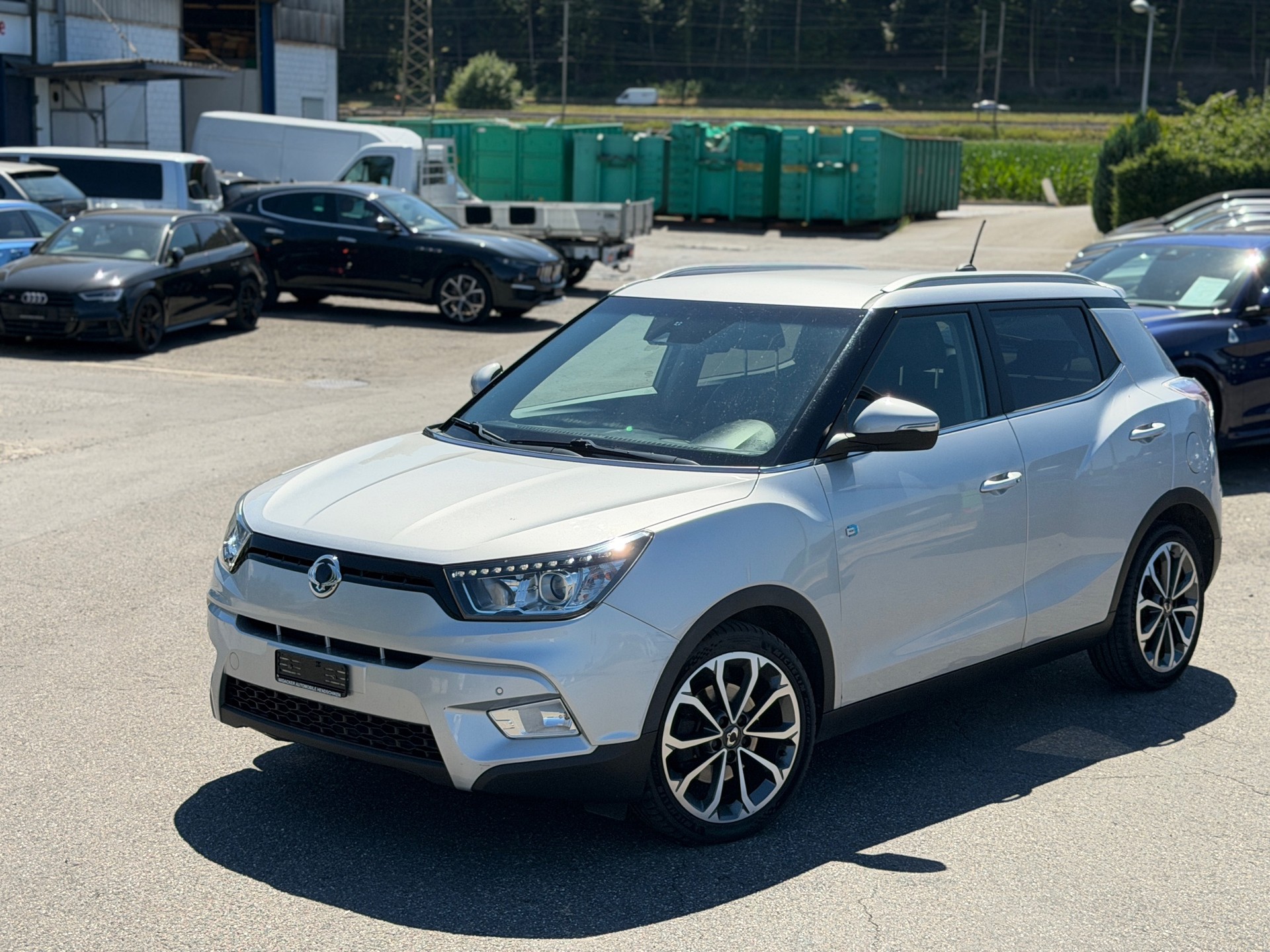 KGM-SsangYong Tivoli 1.6 eXDi Sapphire 4WD Automatic-image-12