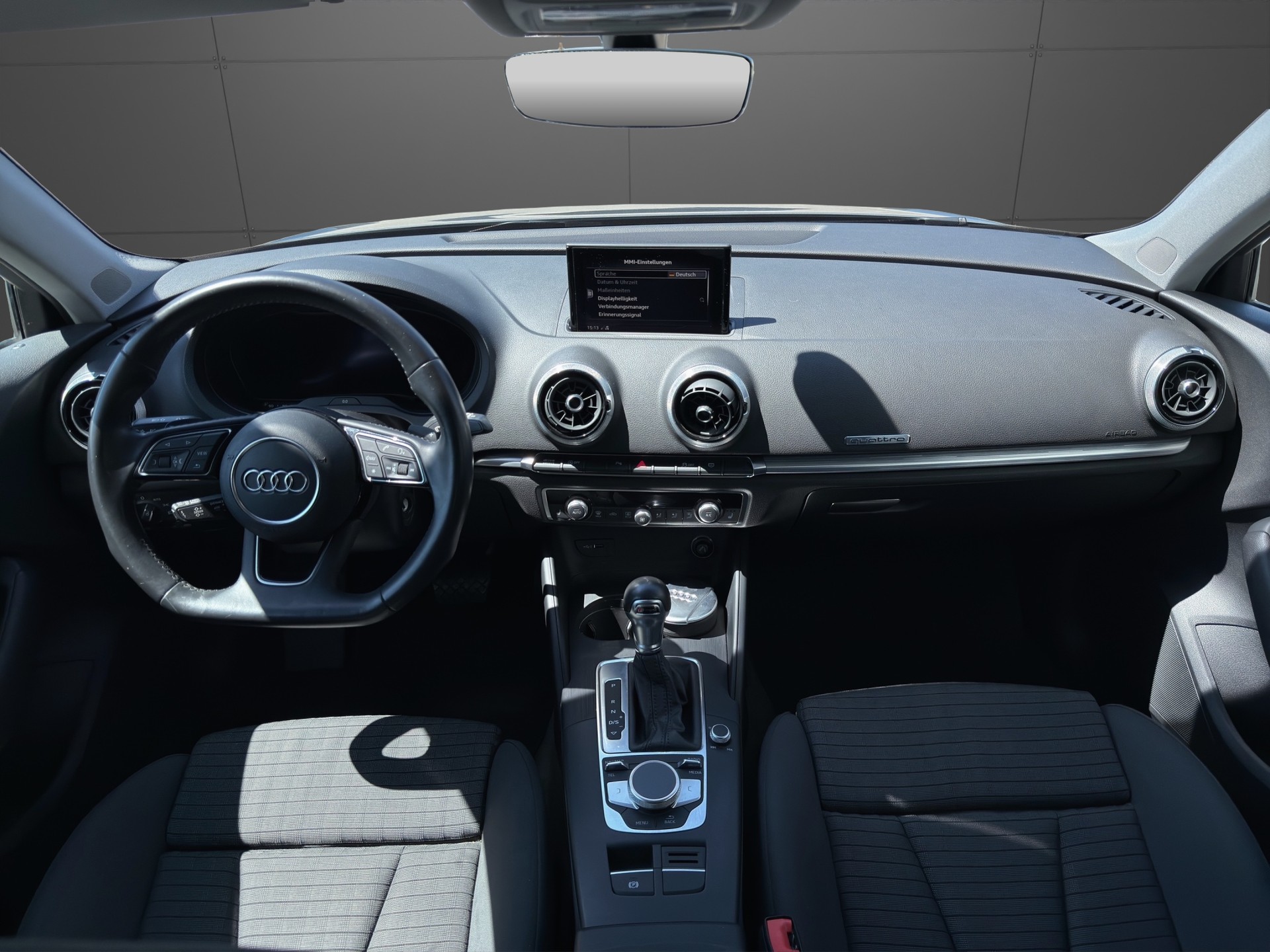 AUDI A3 Sportback 2.0 TDI Sport S-tronic quattro S Line-image-11