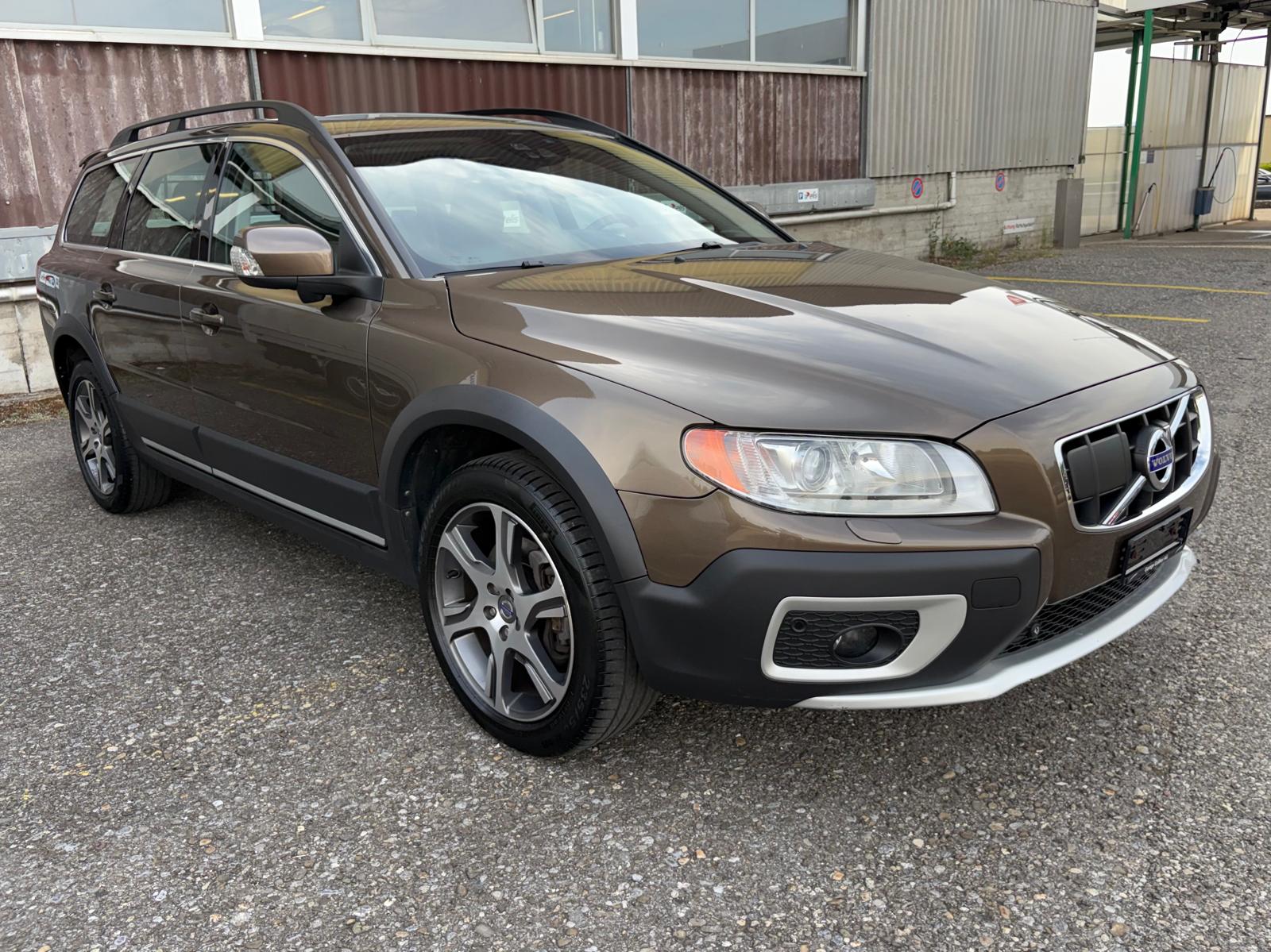 VOLVO XC70 D5 AWD Summum Geartronic MFK 05.2025