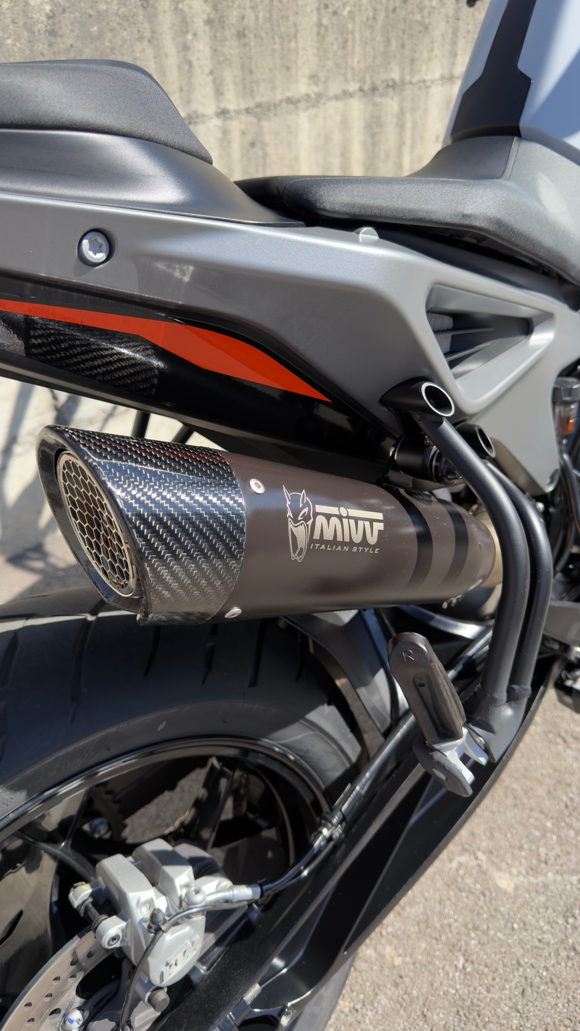 KTM 790 Duke-image-7