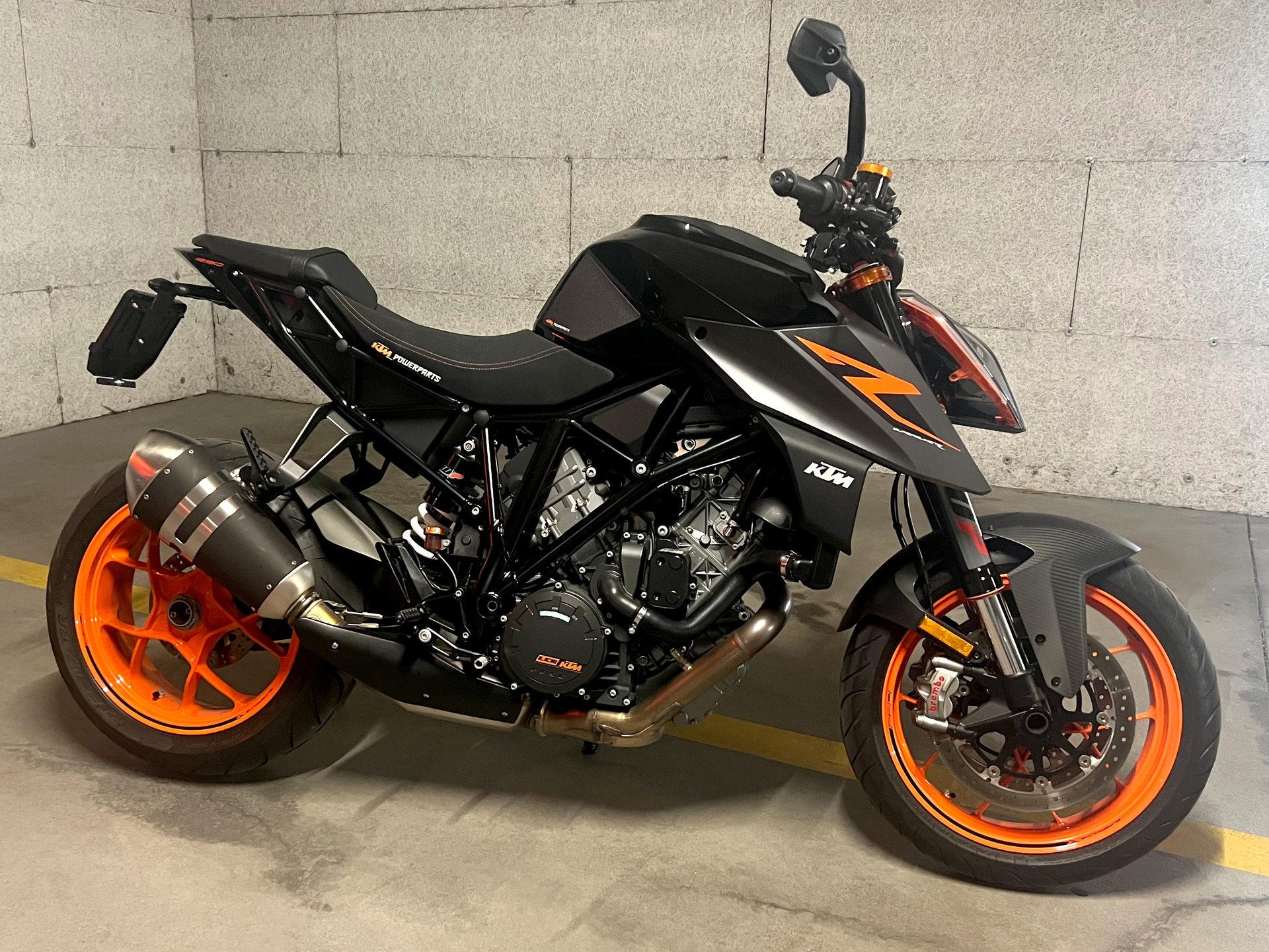KTM 1290 Super Duke R-image-1
