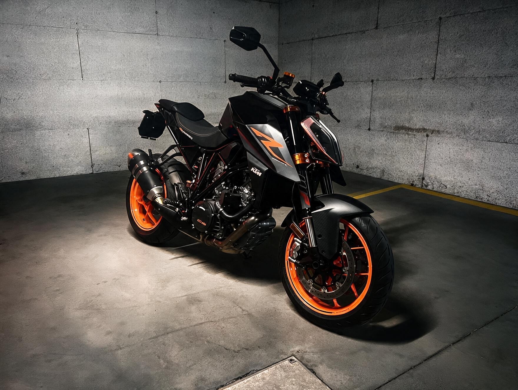 KTM 1290 Super Duke R-image-0