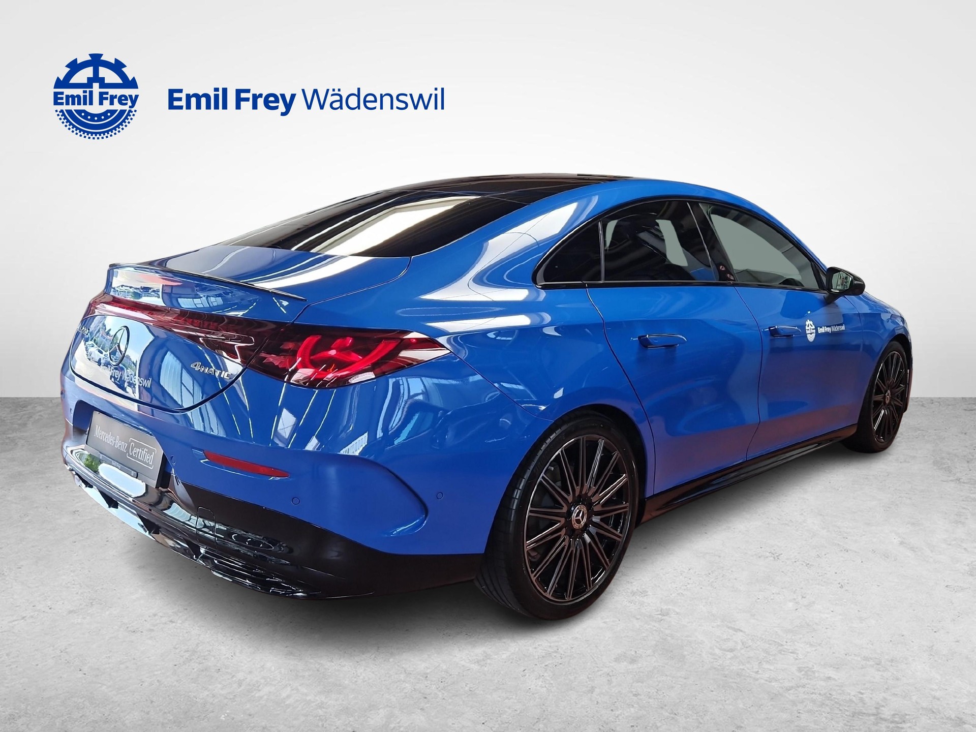 MERCEDES-BENZ CLA 220 4MATIC AMG Line Plus-showroom-element-3