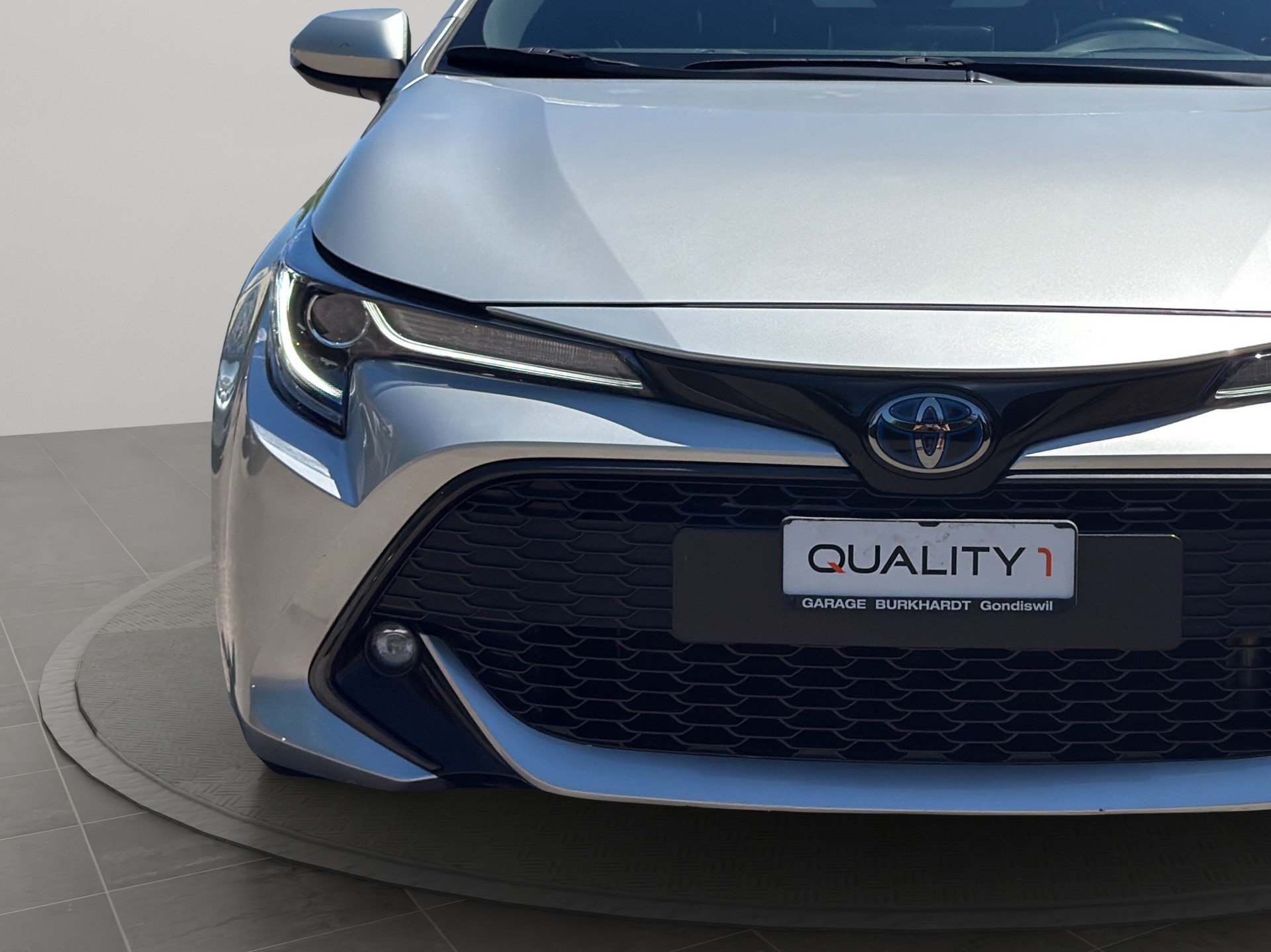 TOYOTA Corolla Touring Sports 1.8 HSD Comfort e-CVT-showroom-element-3