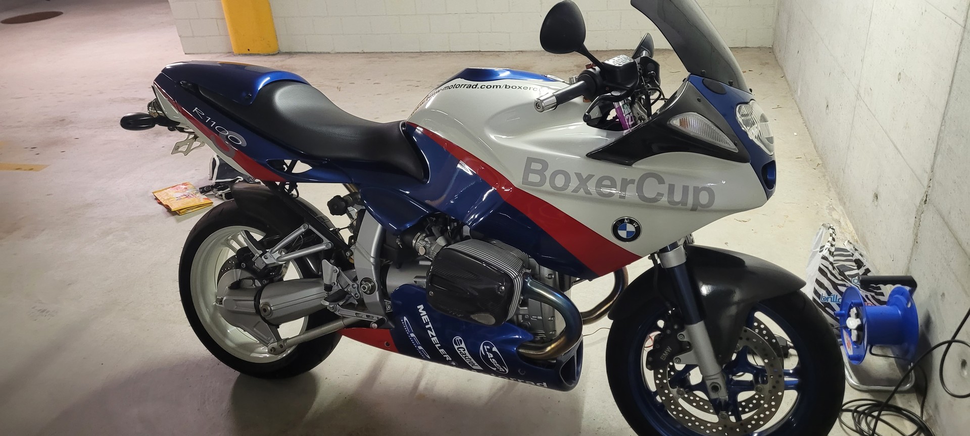 BMW R 1100-image-0