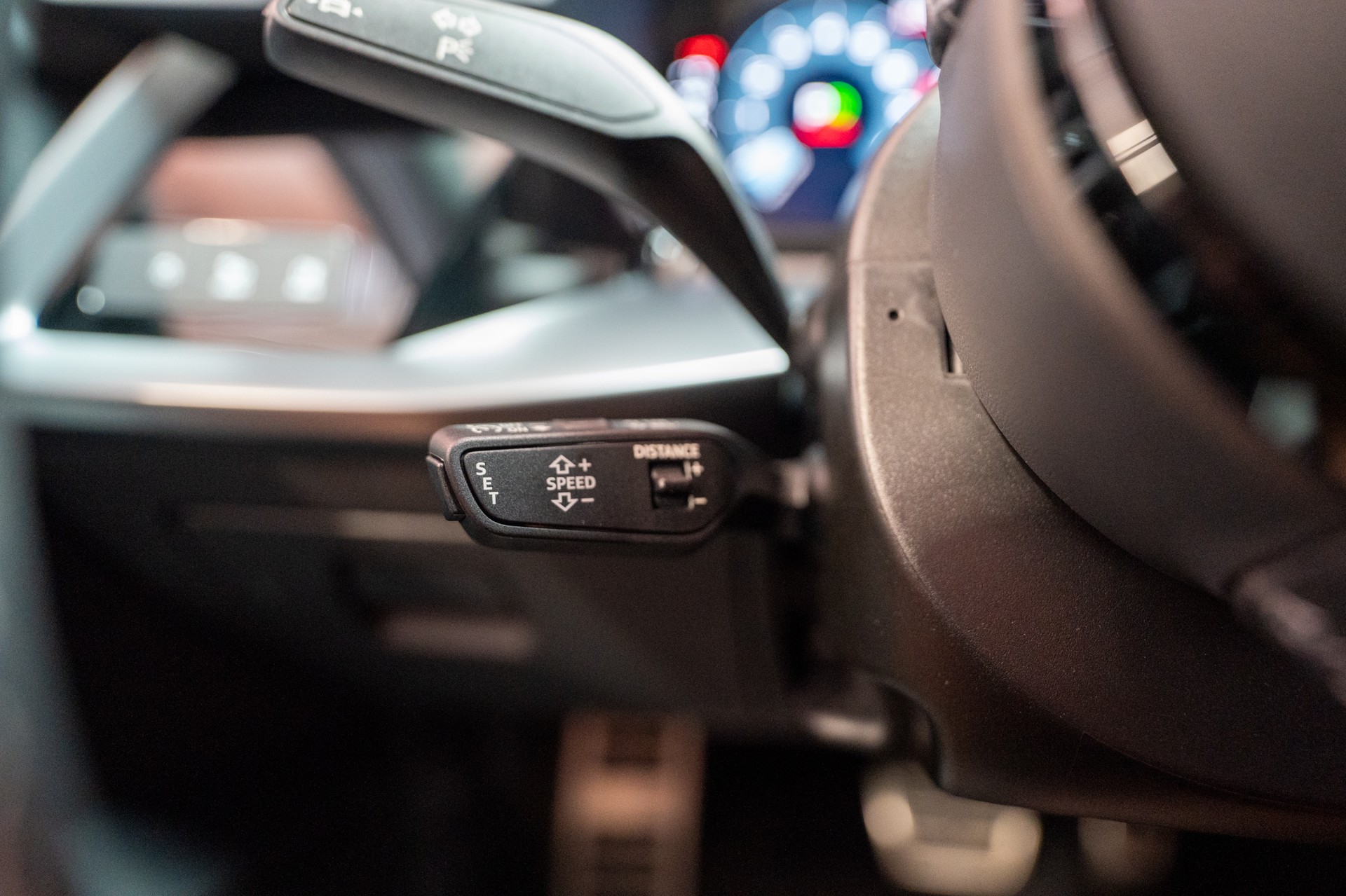 AUDI S3 Limousine 2.0 TFSI quattro S-Tronic / Rückfahrkamera / Sportsitze / Virtual-Cockpit-image-19