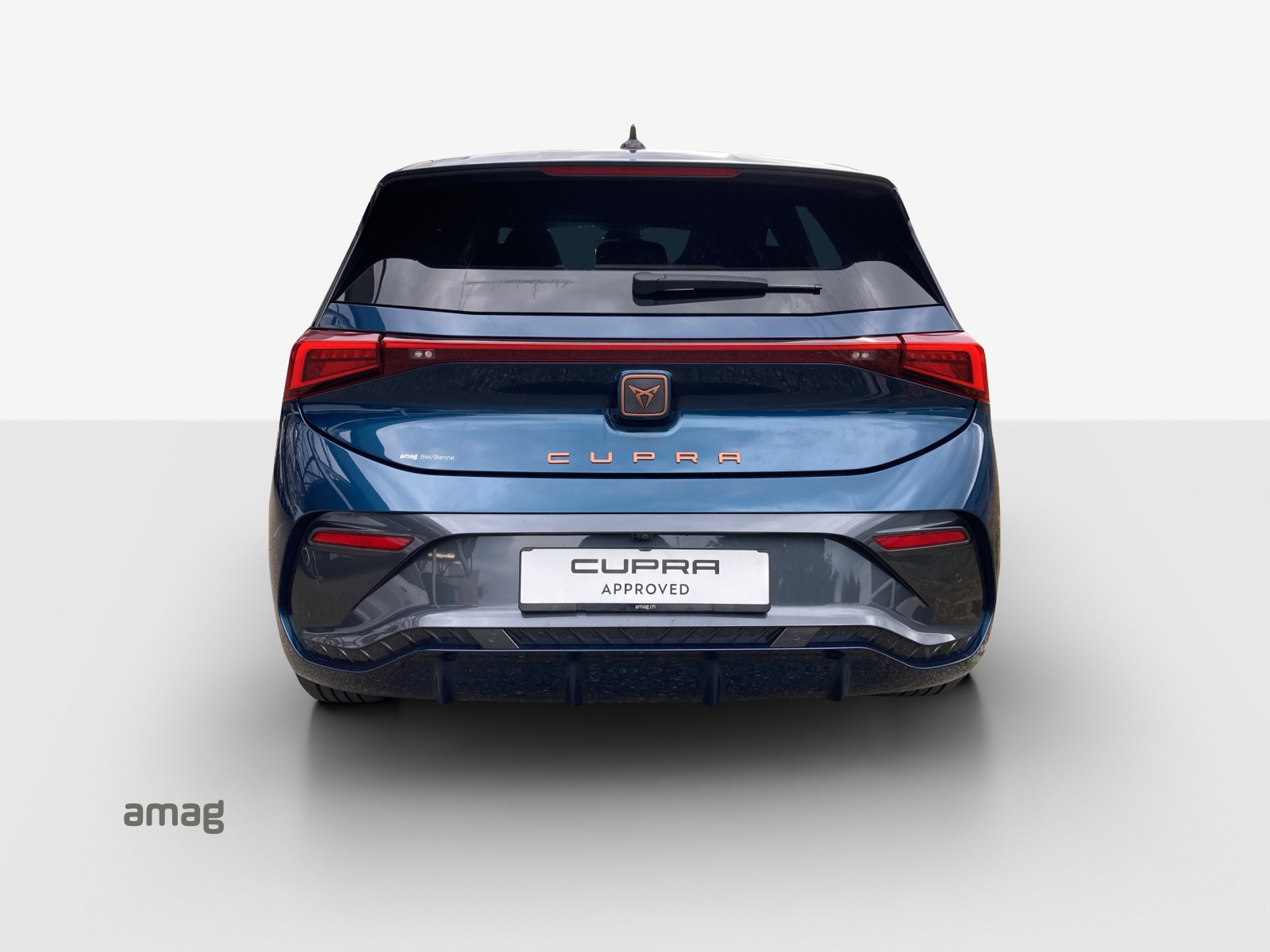 CUPRA Born 58 kWh-showroom-element-3