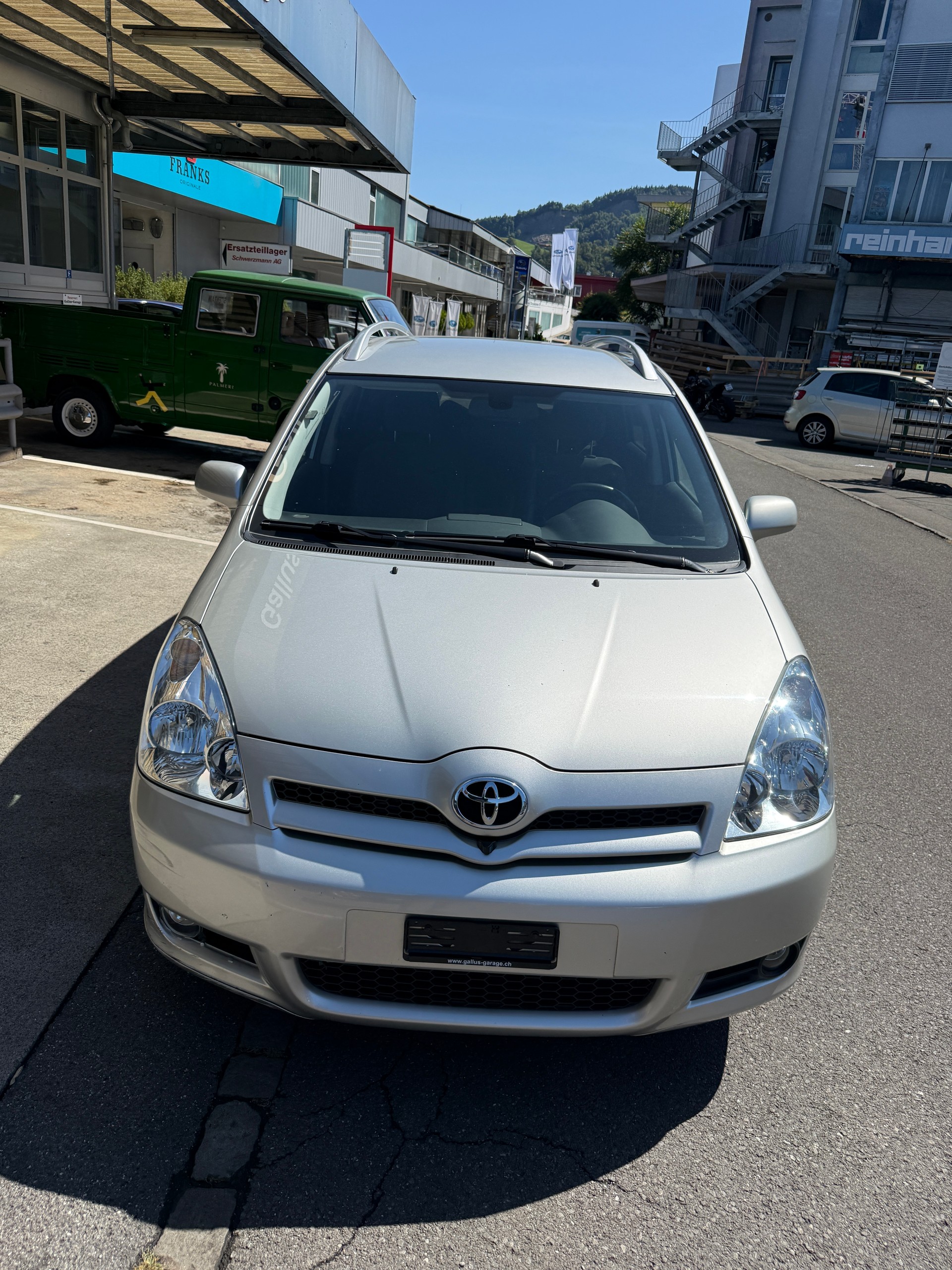 TOYOTA Corolla Verso 2.2 D-4D CleanP. Linea Sol Prem. Dyn.-image-5