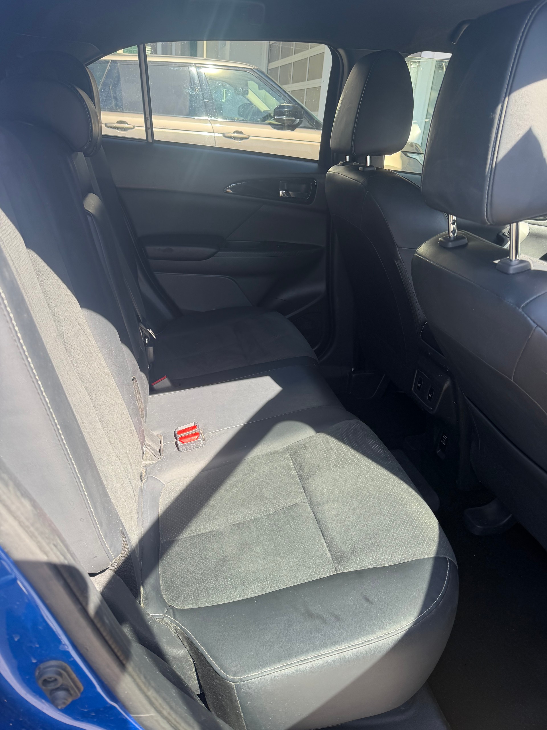 MITSUBISHI Eclipse Cross 2.4 PHEV Invite 4WD-image-10