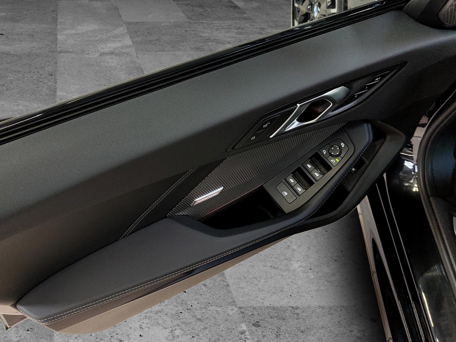 BMW M135i xDrive-image-14