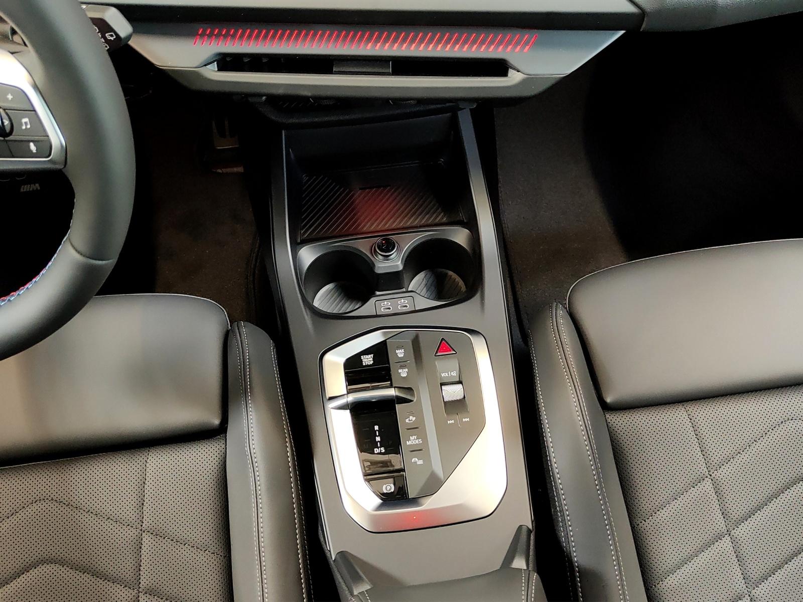 BMW M135i xDrive-image-12