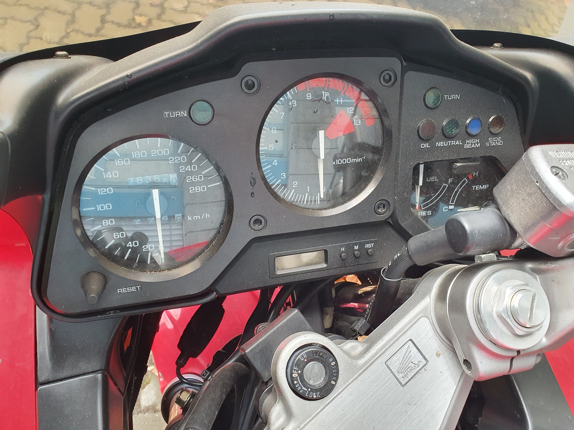 HONDA VFR 750 F N-image-4