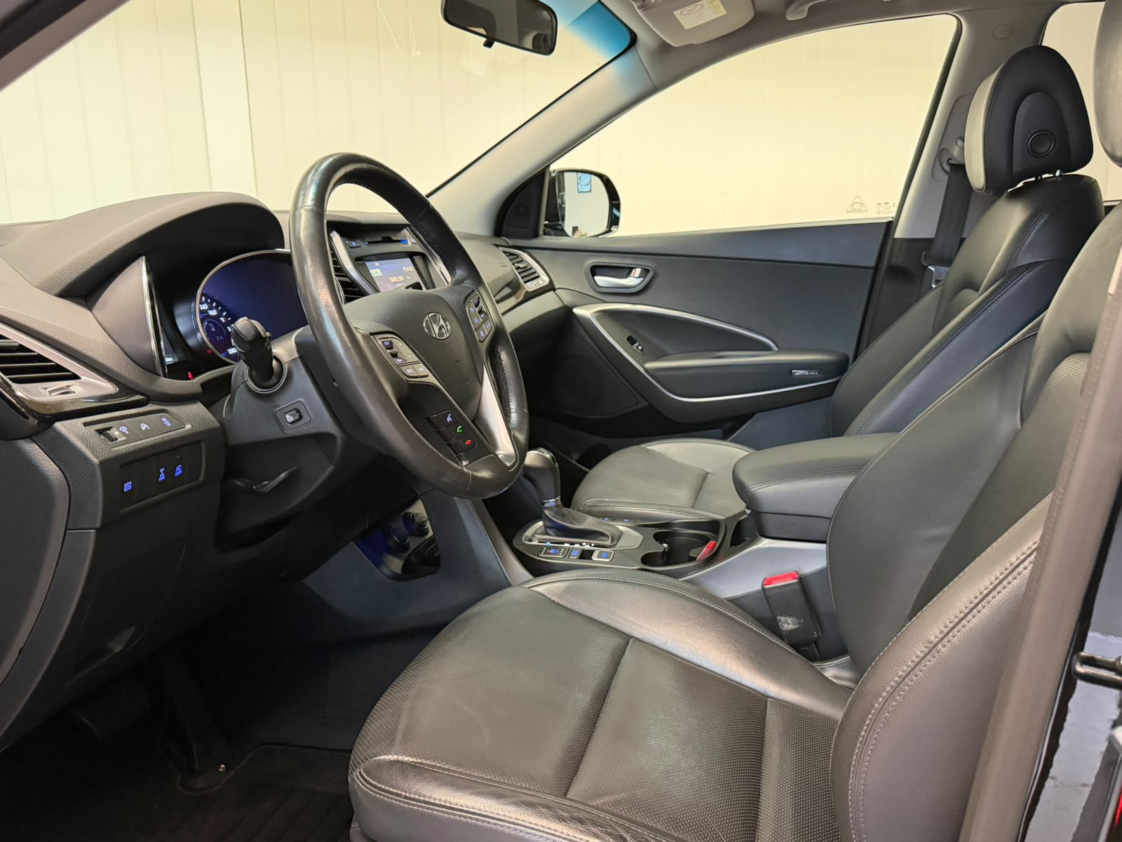 HYUNDAI Gr.SantaFe 2.2 CRDI Vertex 4WD Automatic - frisch ab MFK und Service - 7 Plätzer-image-7