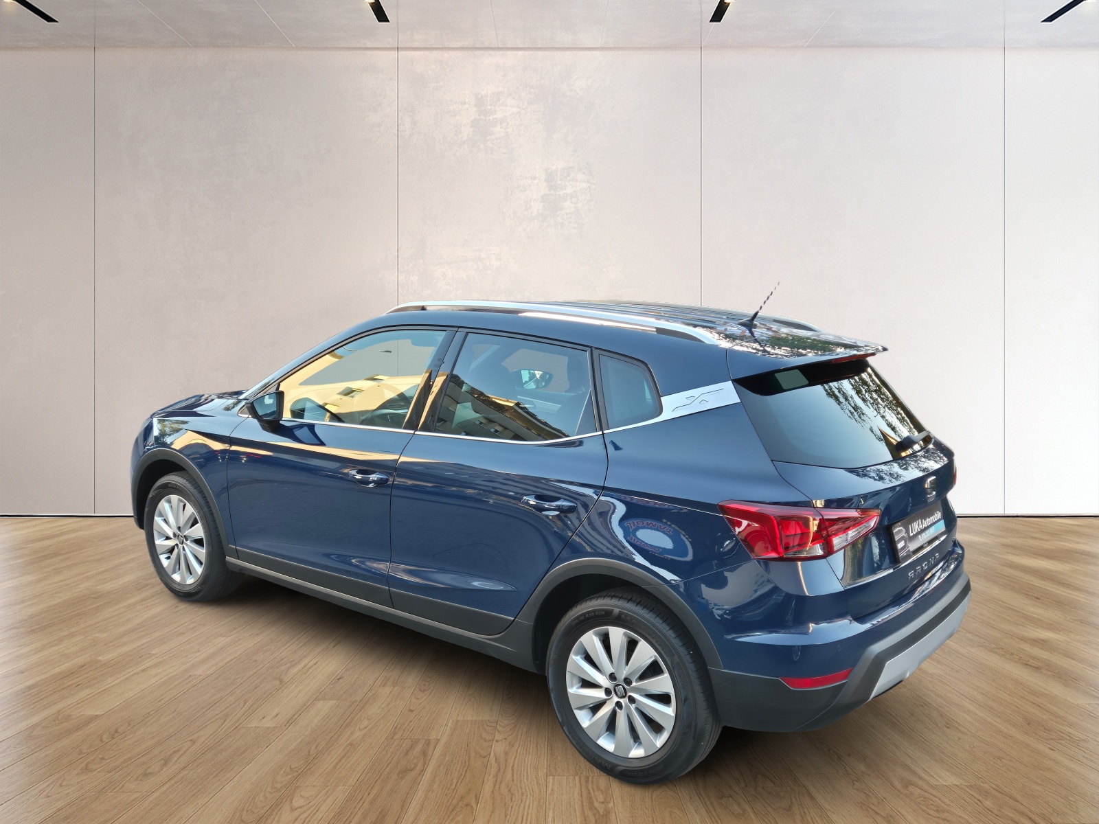 SEAT Arona 1.0 TGI CNG Reference-showroom-element-2