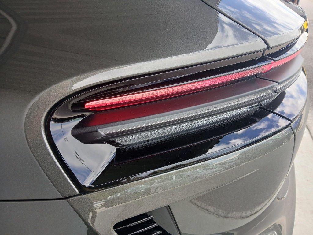 PORSCHE Macan Turbo 100kWh-image-8