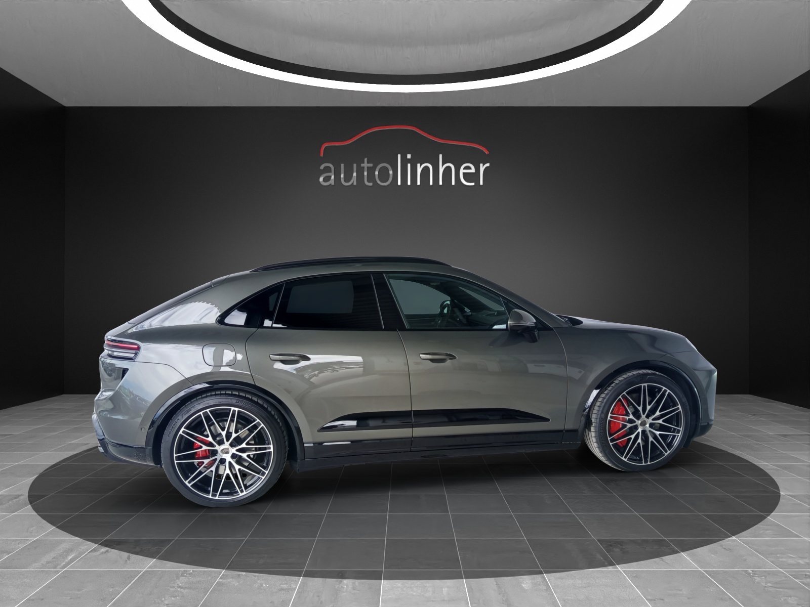 PORSCHE Macan Turbo 100kWh-image-7